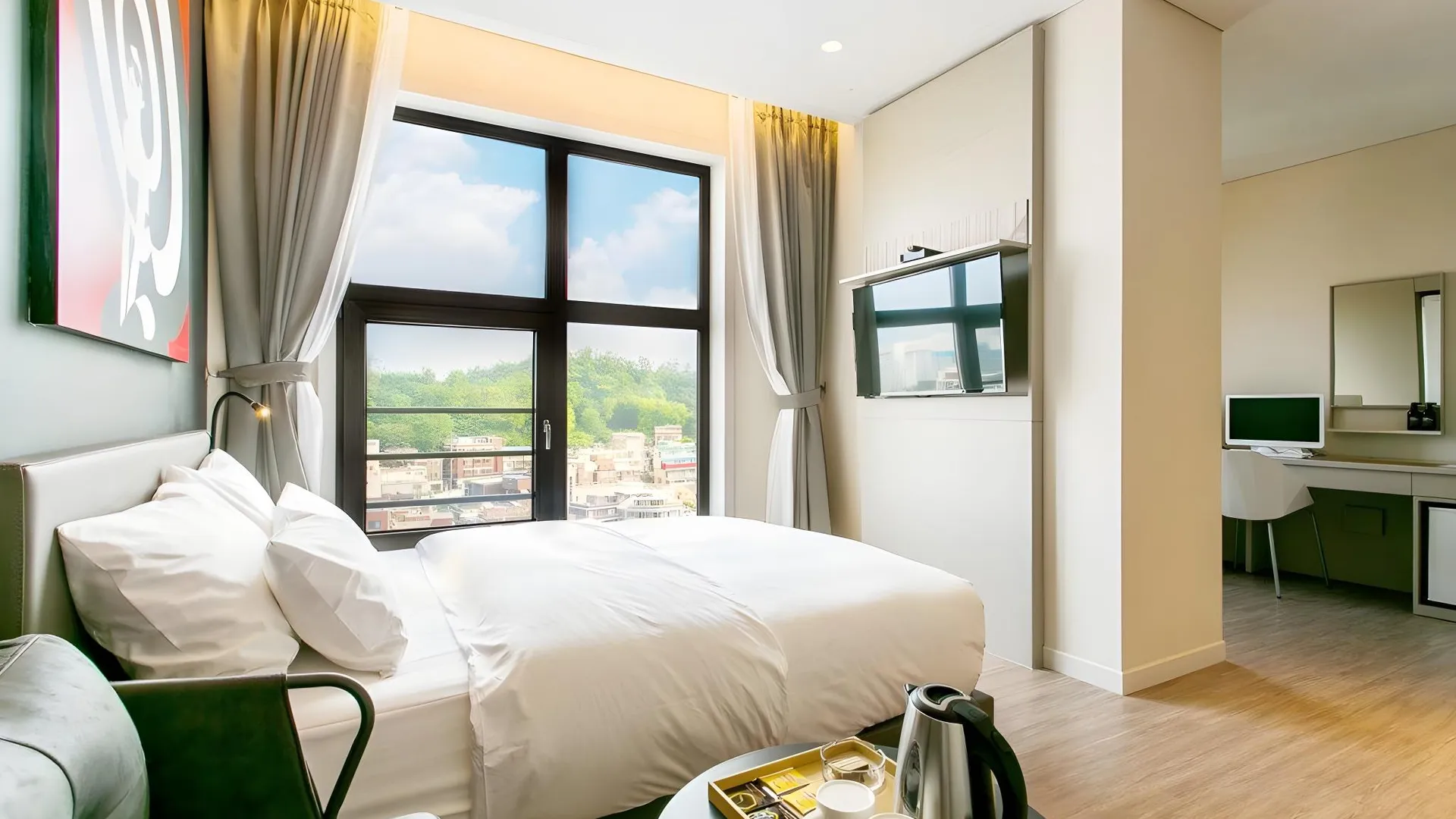 서울 H 에비뉴 호텔 이대 신촌점 3성급 호텔 스위트룸