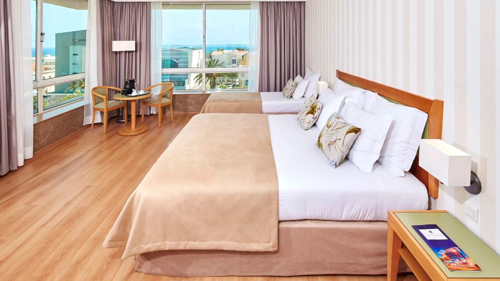 세투발 Luna Esperanca Centro Hotel 4성급 호텔 스위트룸