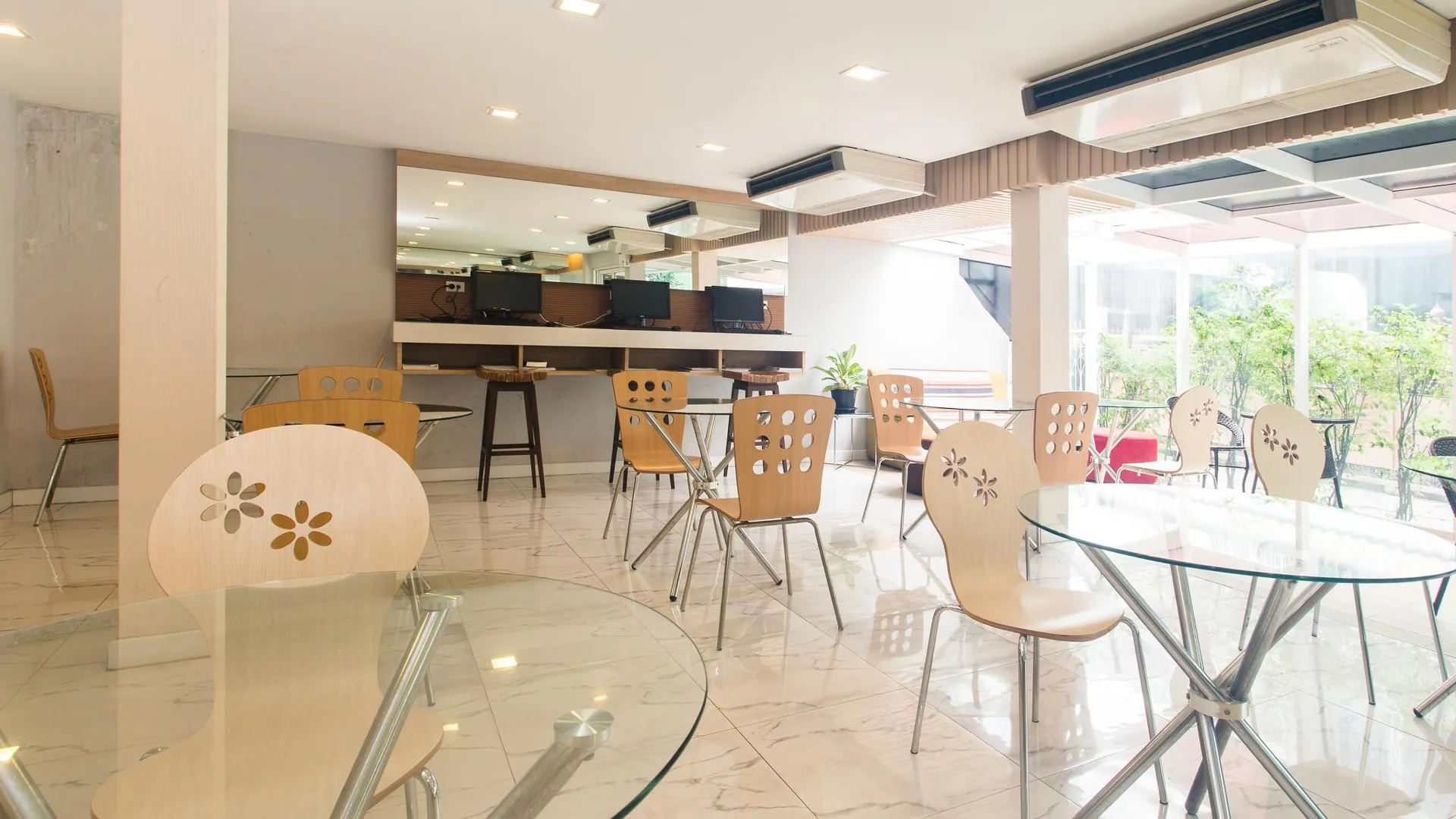 방콕 난트라 플뢴칫 호텔 3성급 호텔 외관