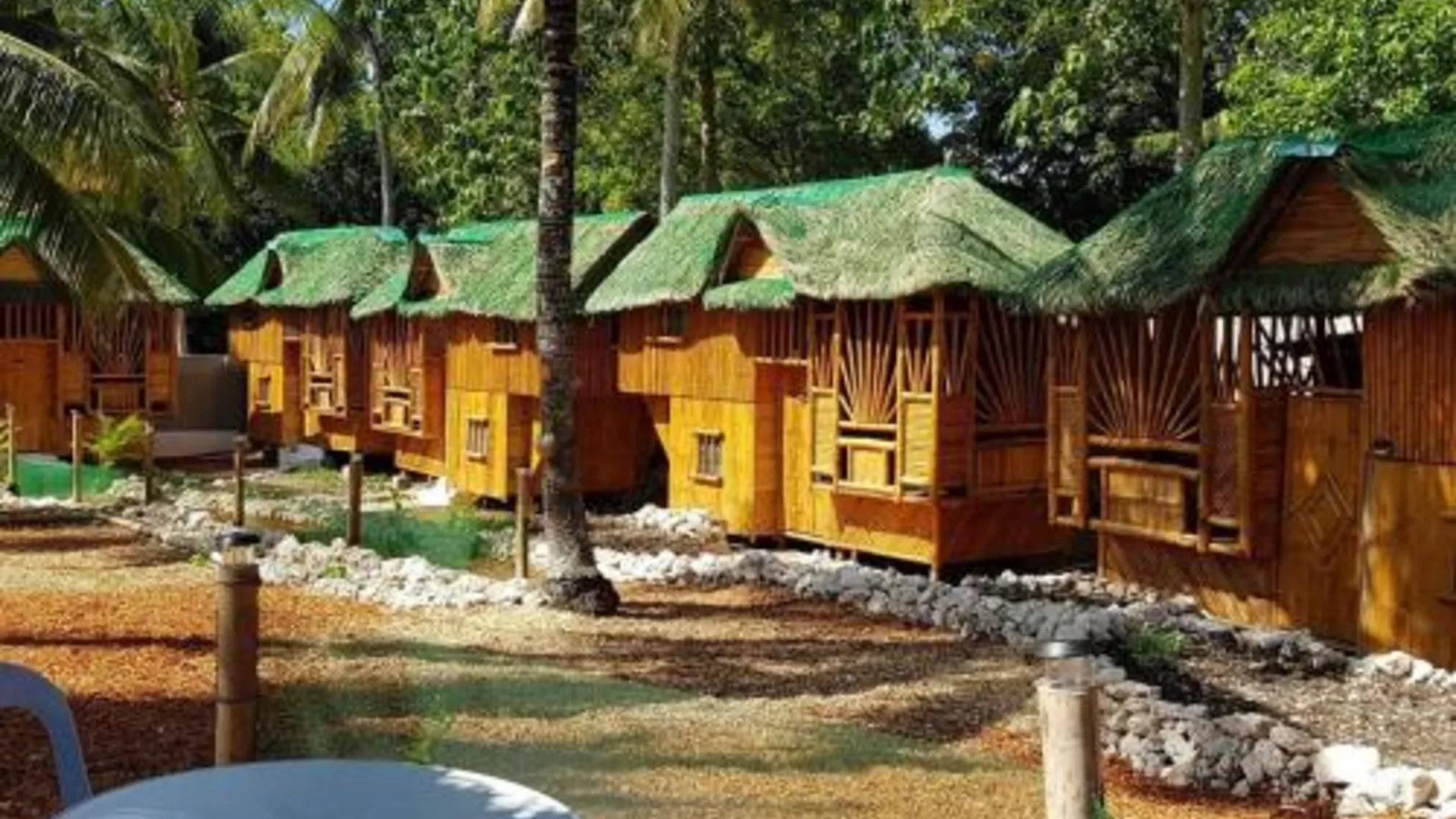 세부 니르바나 밤부 앤 다이브 리조트 호텔 로비