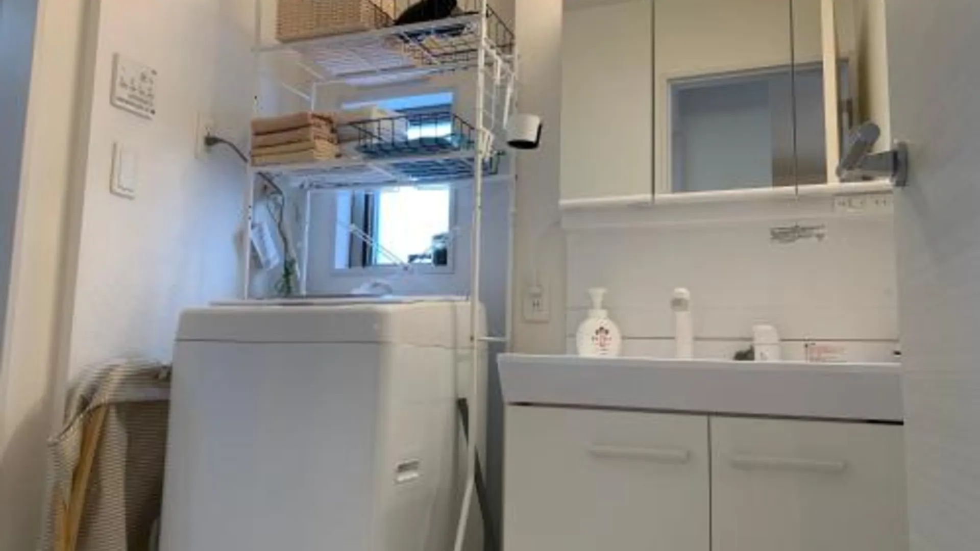 오키나와 본섬 오키나와 센트럴 요미탄 빌리지 4베드룸 디태치드 빌라 익스클루시브 포 원 그룹 퍼 데이 5성급 게스트하우스 객실