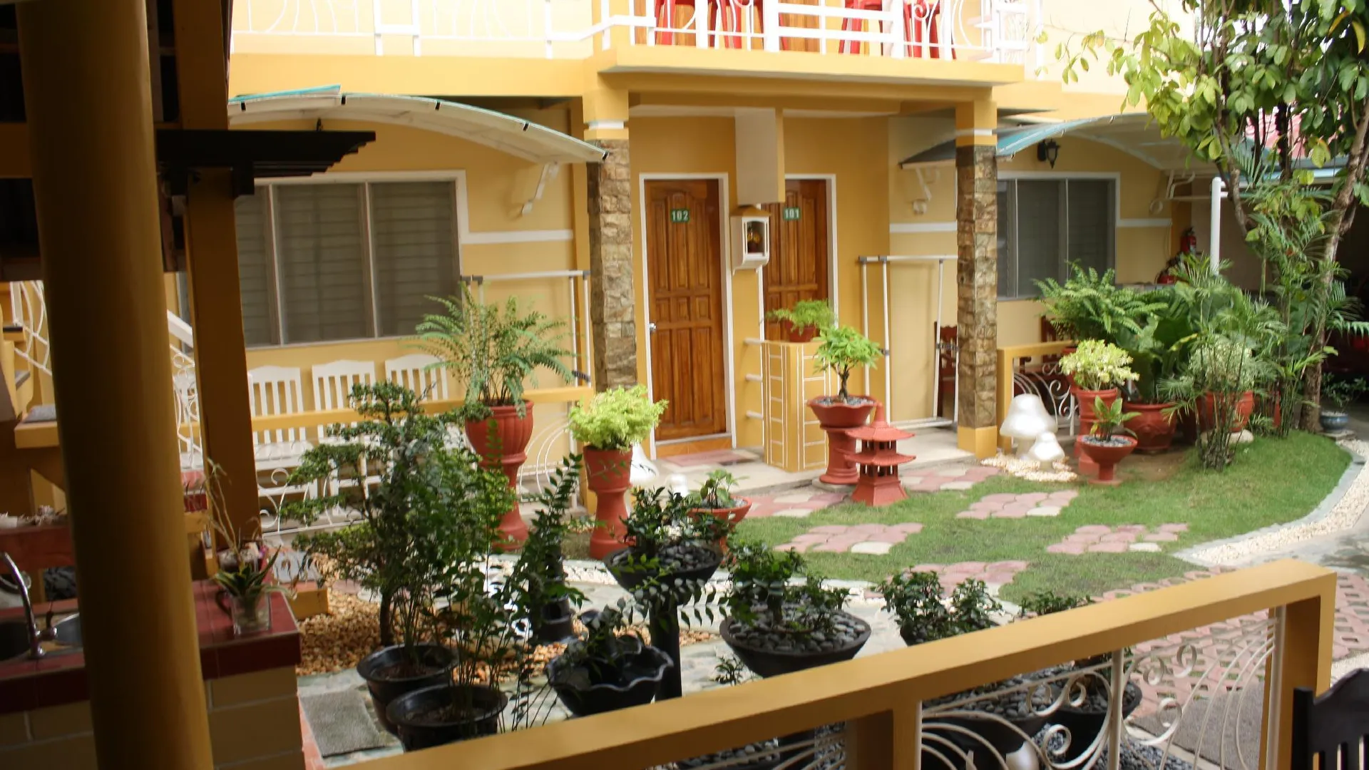 세부 오슬롭 말론조 펜션 하우스 2성급 호텔 레스토랑