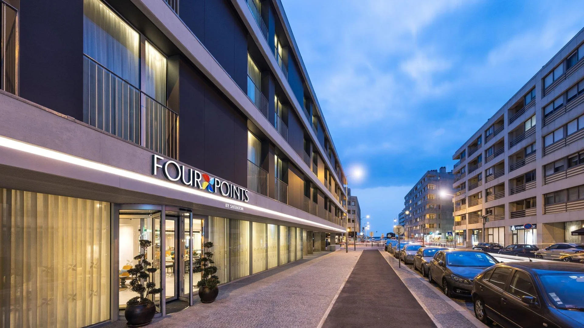 포르투 포 포인츠 바이 쉐라톤 마토지뇨스 4성급 호텔 레스토랑