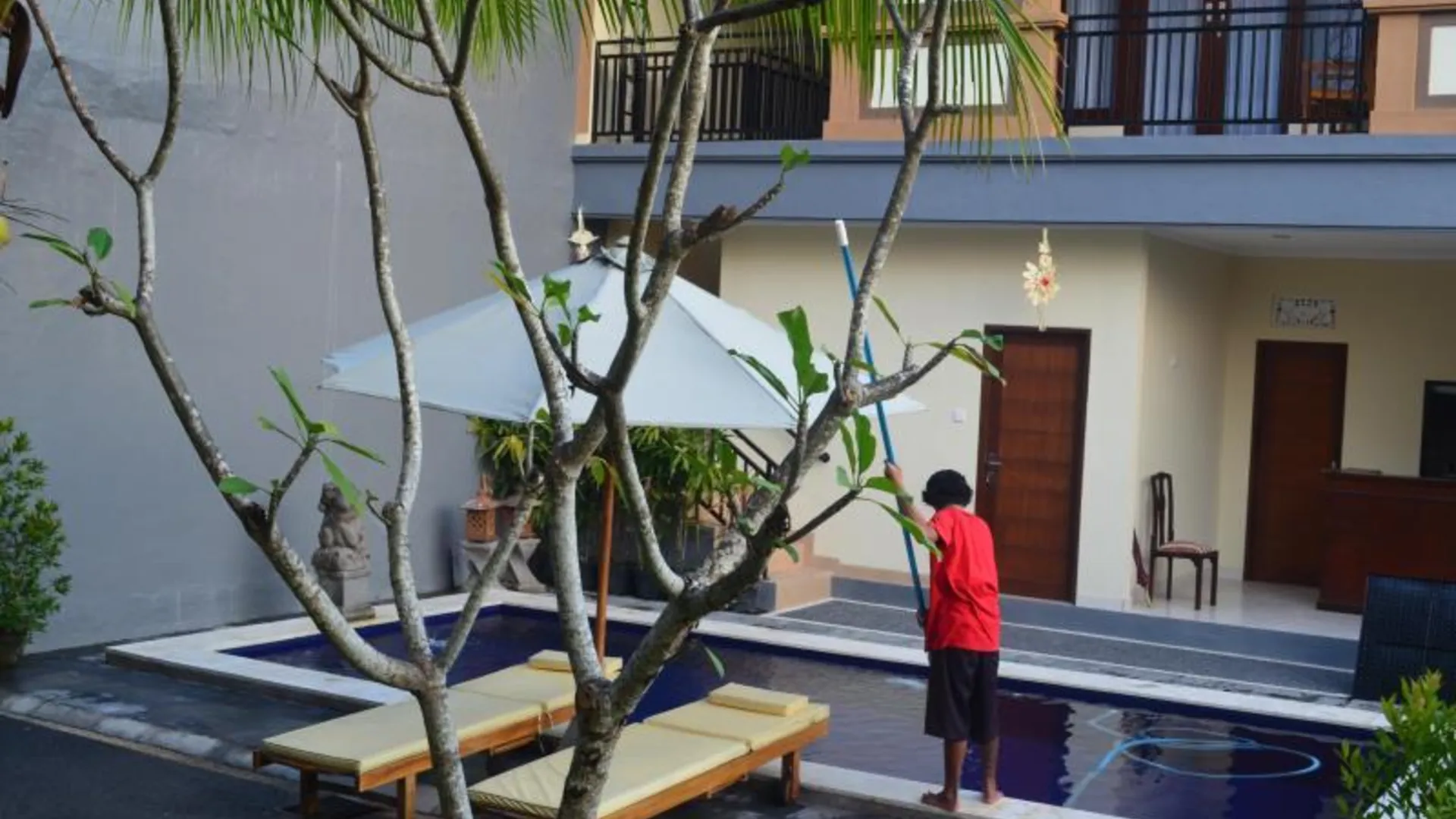 발리 다부미토 게스트하우스 2성급 호텔 전망