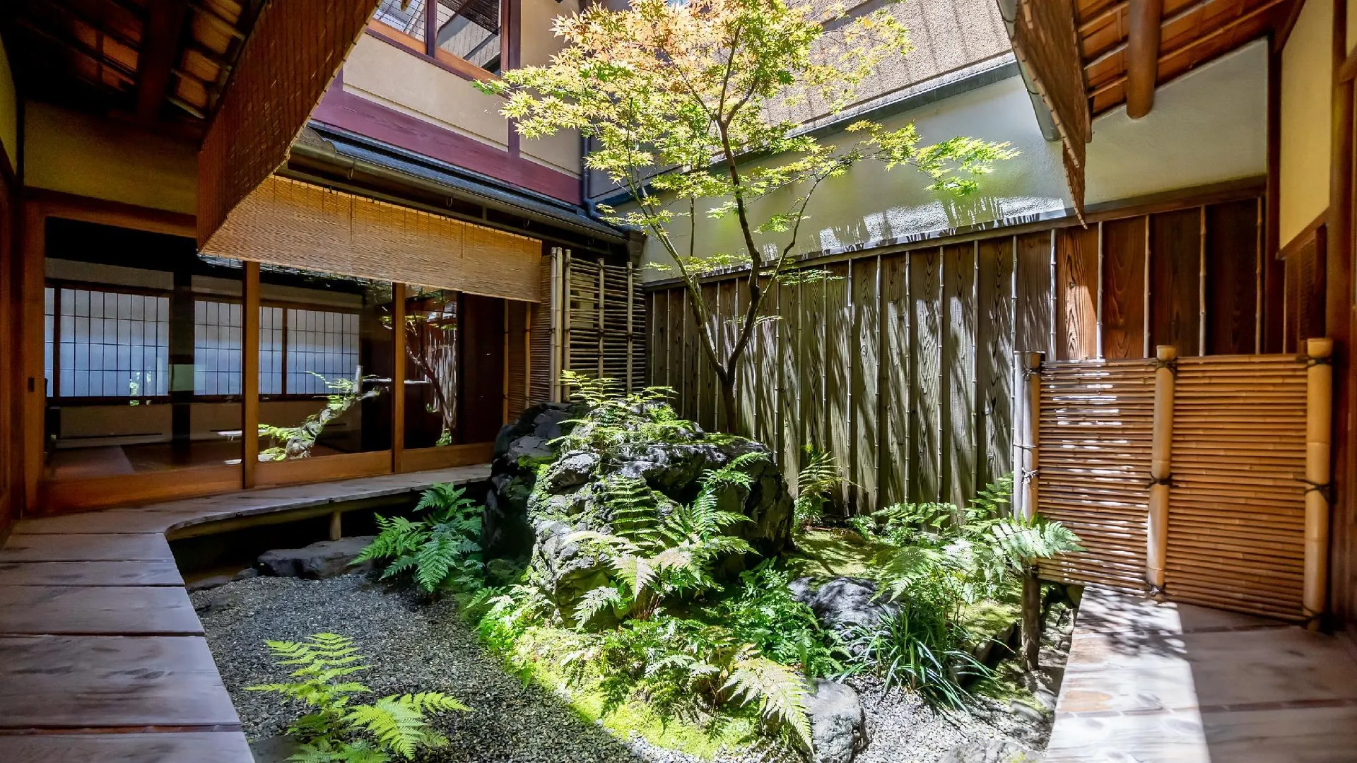 교토 교토 중심의 프라이빗 하우스 (285m², 침실 2개, 프라이빗 욕실 2개) 4성급 게스트하우스 객실