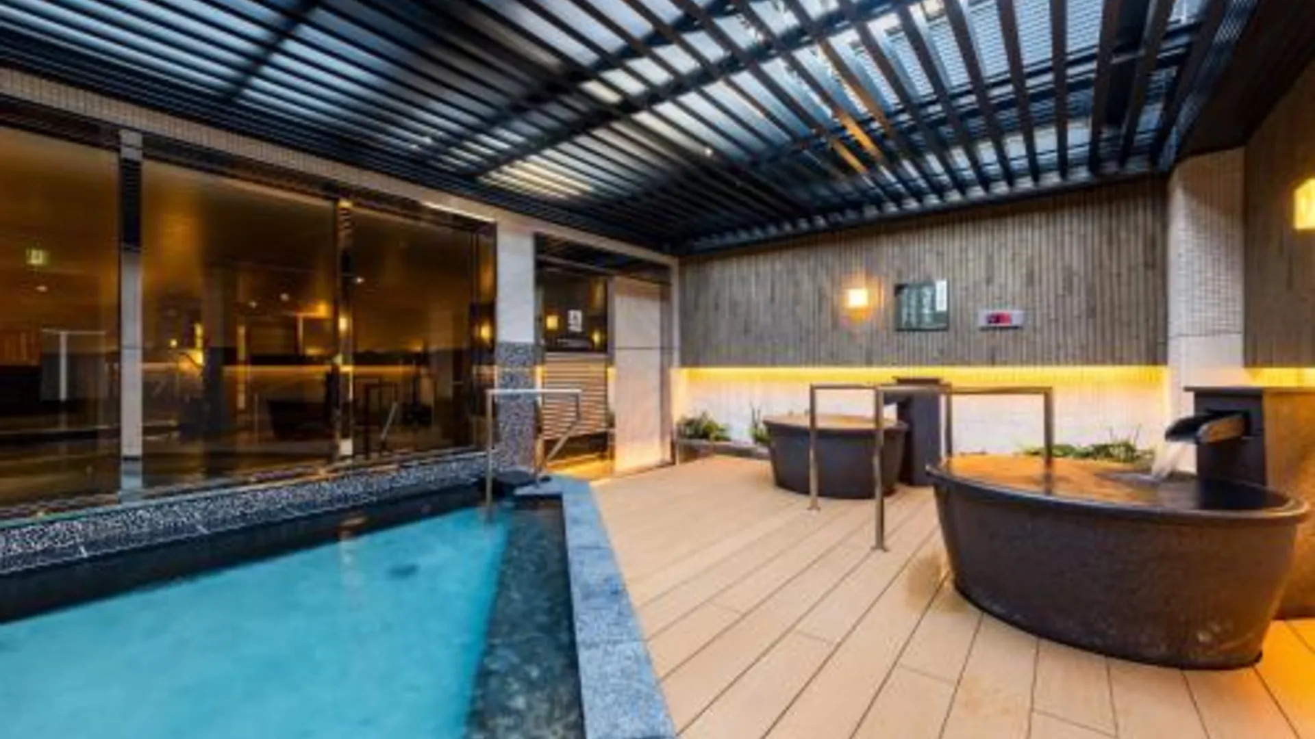 도쿄 / 동경 APA 호텔 앤 리조트 롯폰기 에키히가시 3성급 호텔 수영장