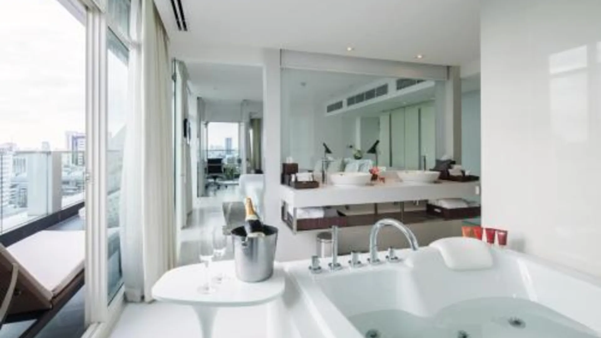 방콕 센타라 워터게이트 파빌리온 호텔 방콕 4성급 호텔 수영장