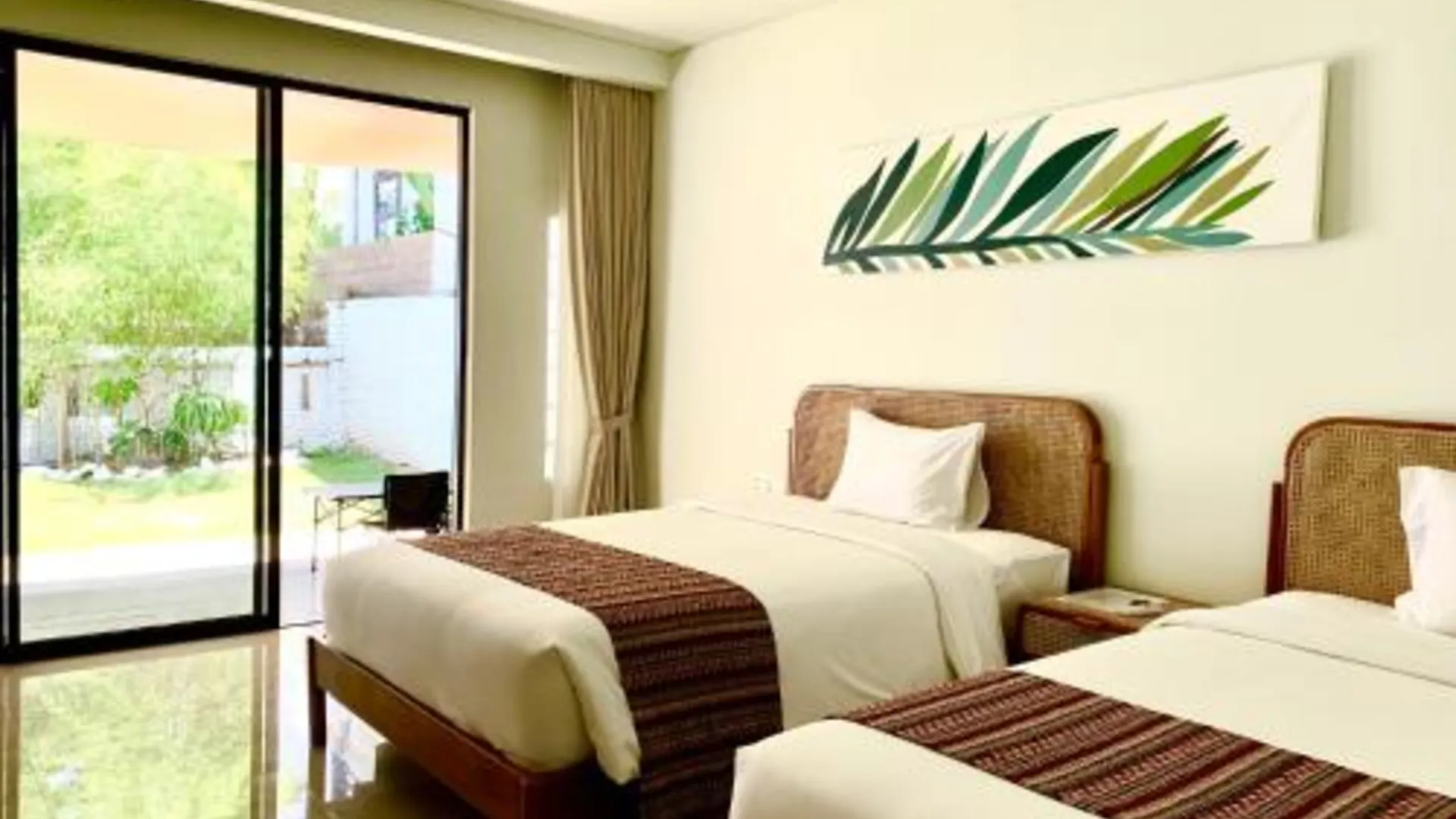 발리 K's Beach Resort 3성급 호텔 스위트룸