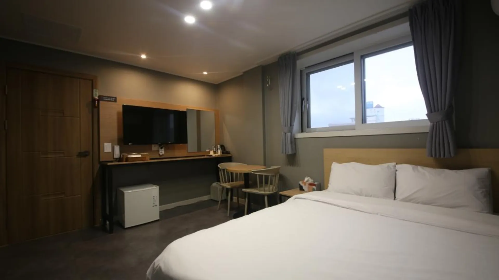 강릉 강릉(주문진) 홍모텔 호텔 스위트룸