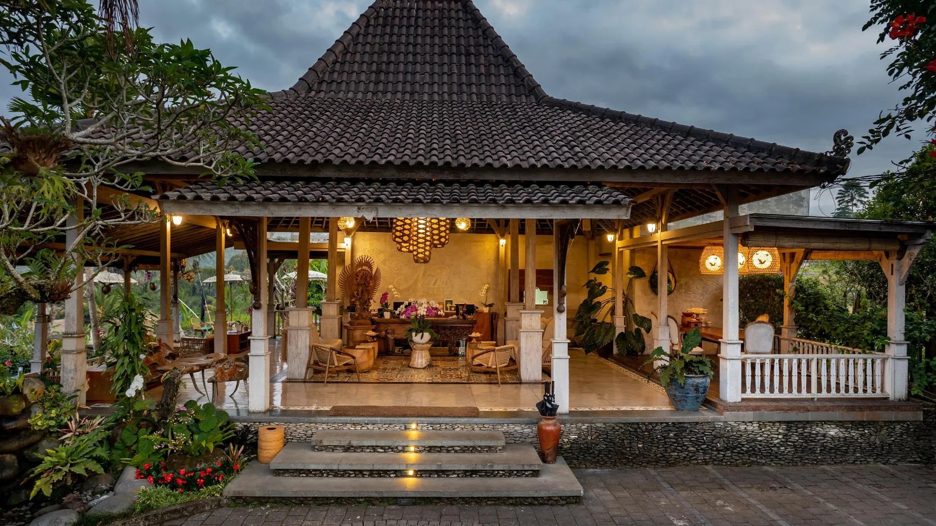 발리 나우 빌라 우붓 4성급 호텔 수영장