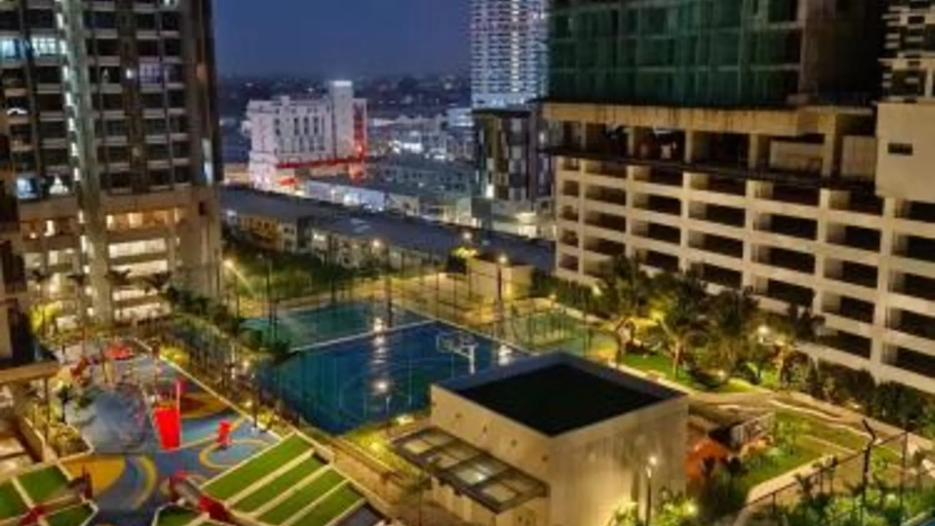 말라카 Luxury Couple Suites l Free Netflix l Massage Chair l Bathtub l WIFI 200mbps l Bali Residence 3성급 게스트하우스 수영장