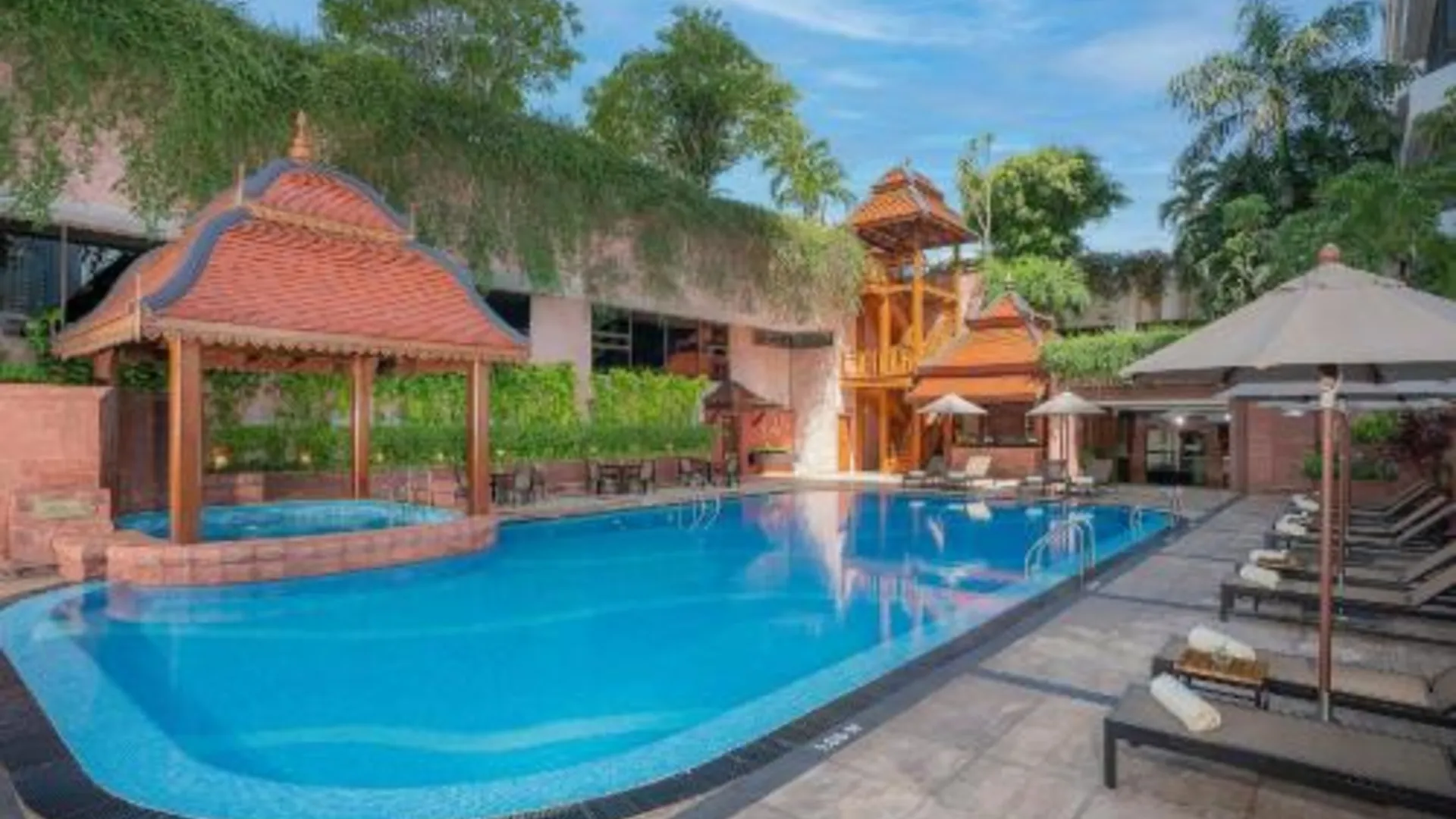 방콕 더 랜드마크 방콕 5성급 호텔 수영장