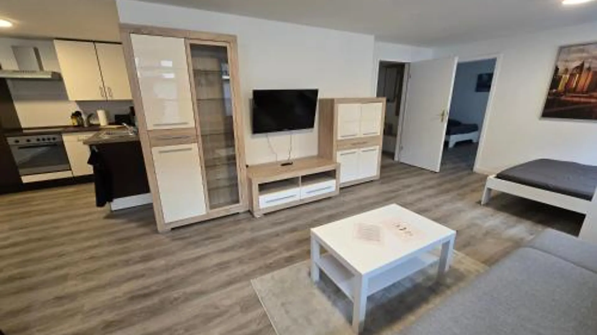 지타우 FERIENWOHNUNG 70m2 APARTMENT in ZITTAUER STADTZENTRUM INNENSTADT INNENRING TOP LAGE - WOHNEN AUF ZEI 3성급 싱글룸 스위트룸