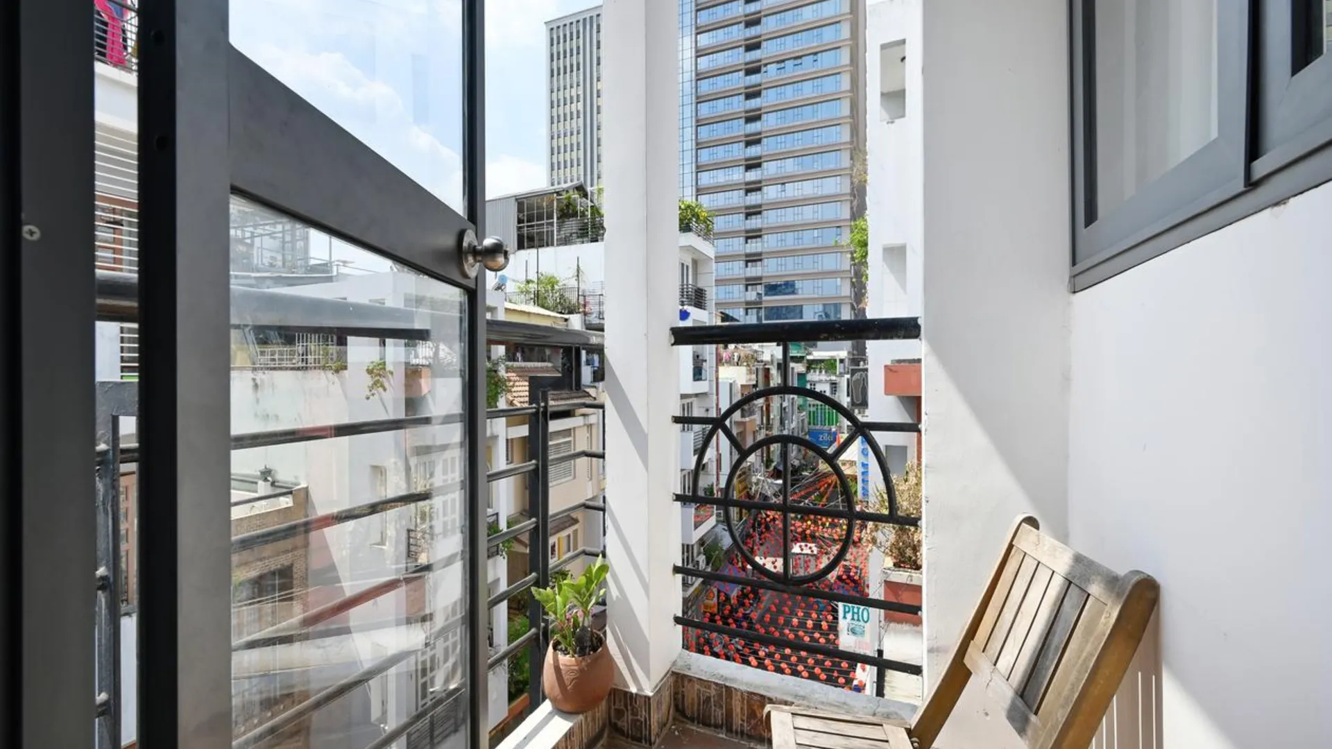 호치민 오하이오 호텔 앤 아파트먼트 3성급 호텔 외관