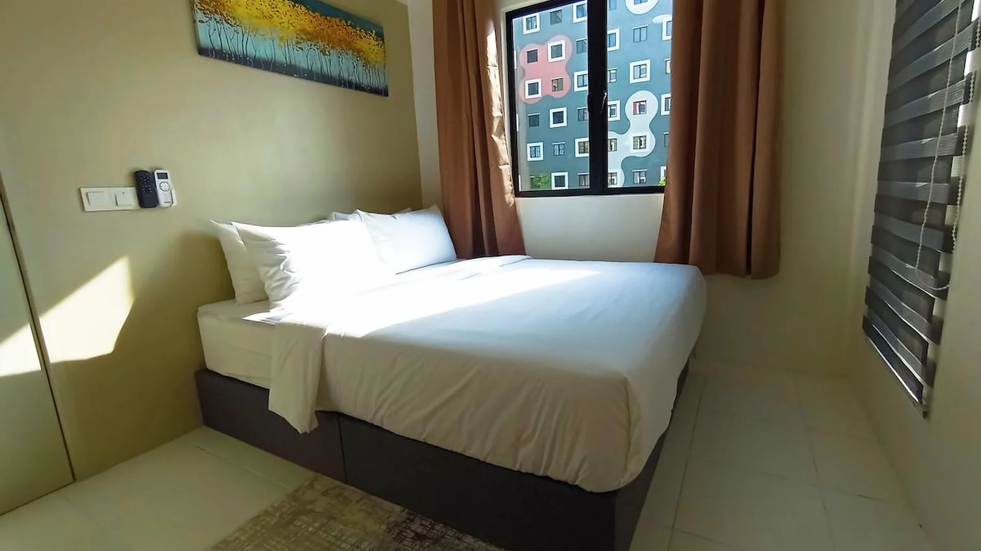 고펭 반다르 세리 이스칸다르의 프라이빗 하우스 (452m², 침실 2개, 프라이빗 욕실 1개) 2성급 싱글룸 부대시설