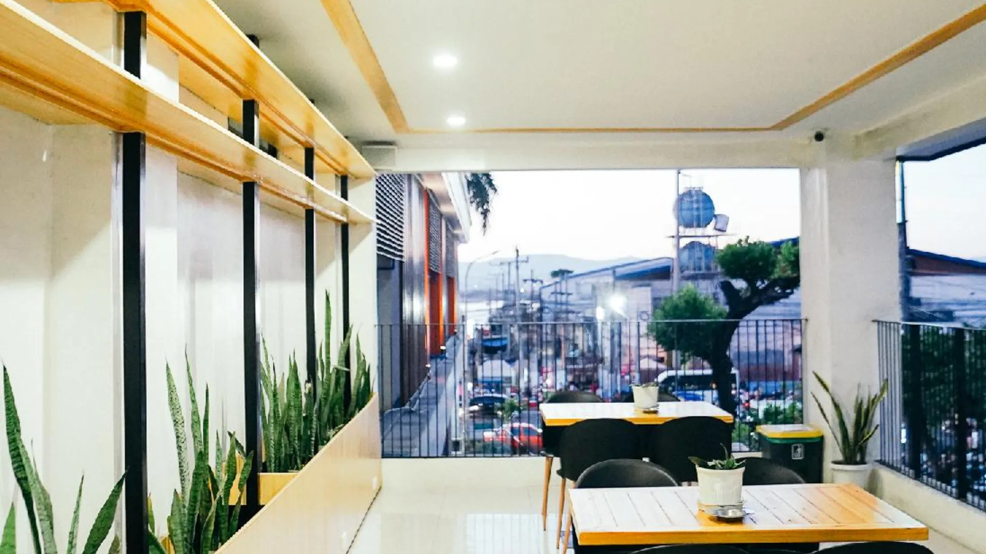 세부 트래블비 에어포트 인 1성급 호텔 객실