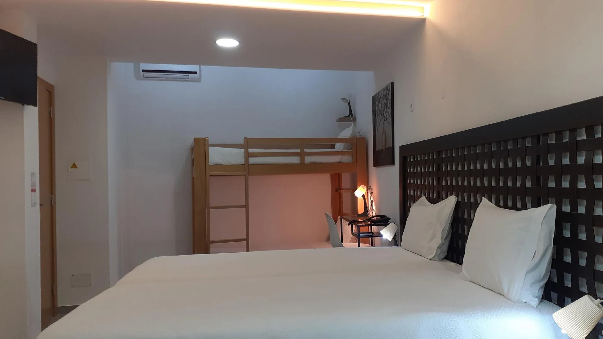 세르타 Largo da Fonte 3성급 호텔 스위트룸