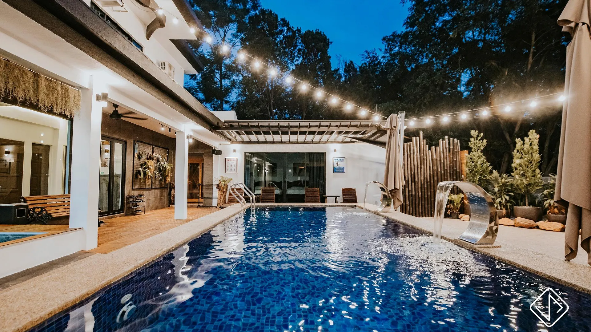 이포 이포 시티의 빌라 (2000m², 침실 6개, 프라이빗 욕실 5개) 4성급 게스트하우스 객실