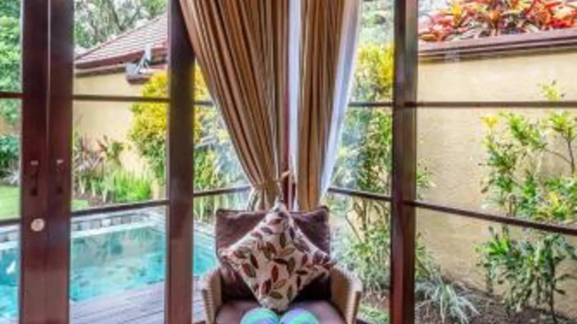 발리 더 캄풍 우붓 빌라 4성급 호텔 레스토랑