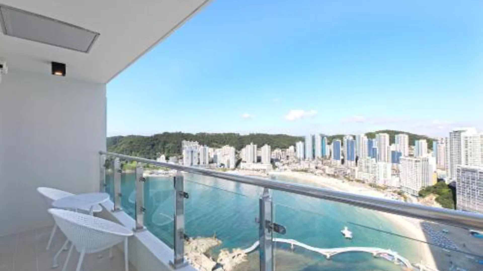 부산 엘모멘토 송도 레지던스 5성급 호텔 로비