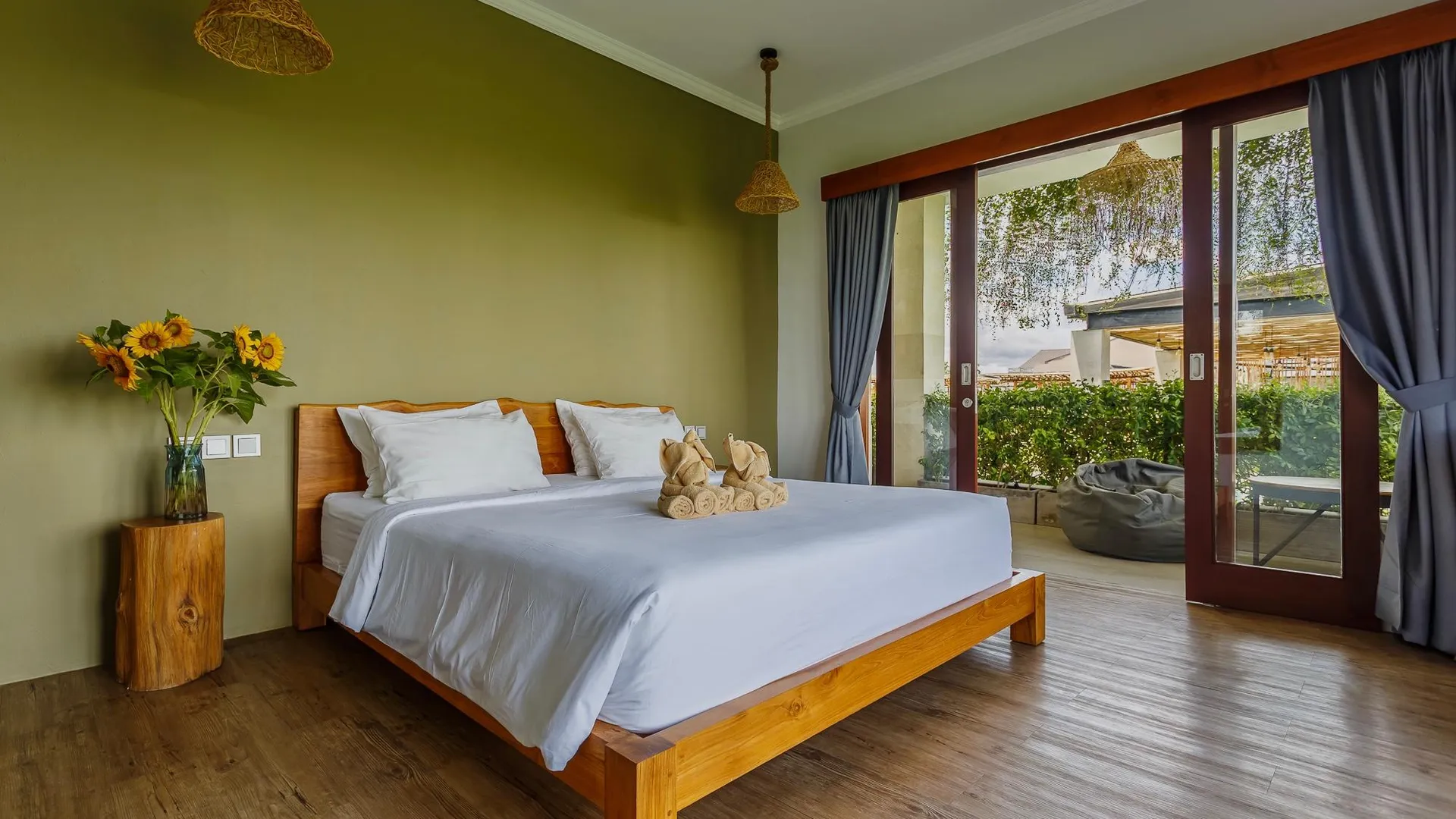 발리 짱구 하이프 3성급 호텔 스위트룸