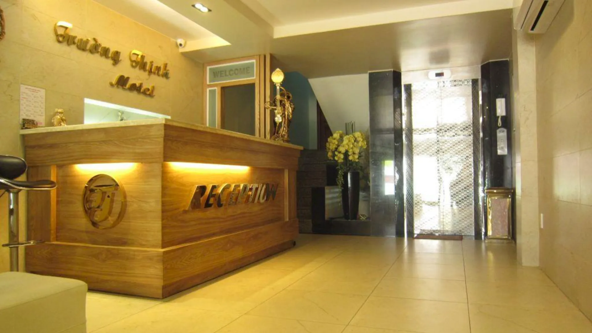 호치민 트룽 틴 호텔 사이공 2성급 호텔 로비