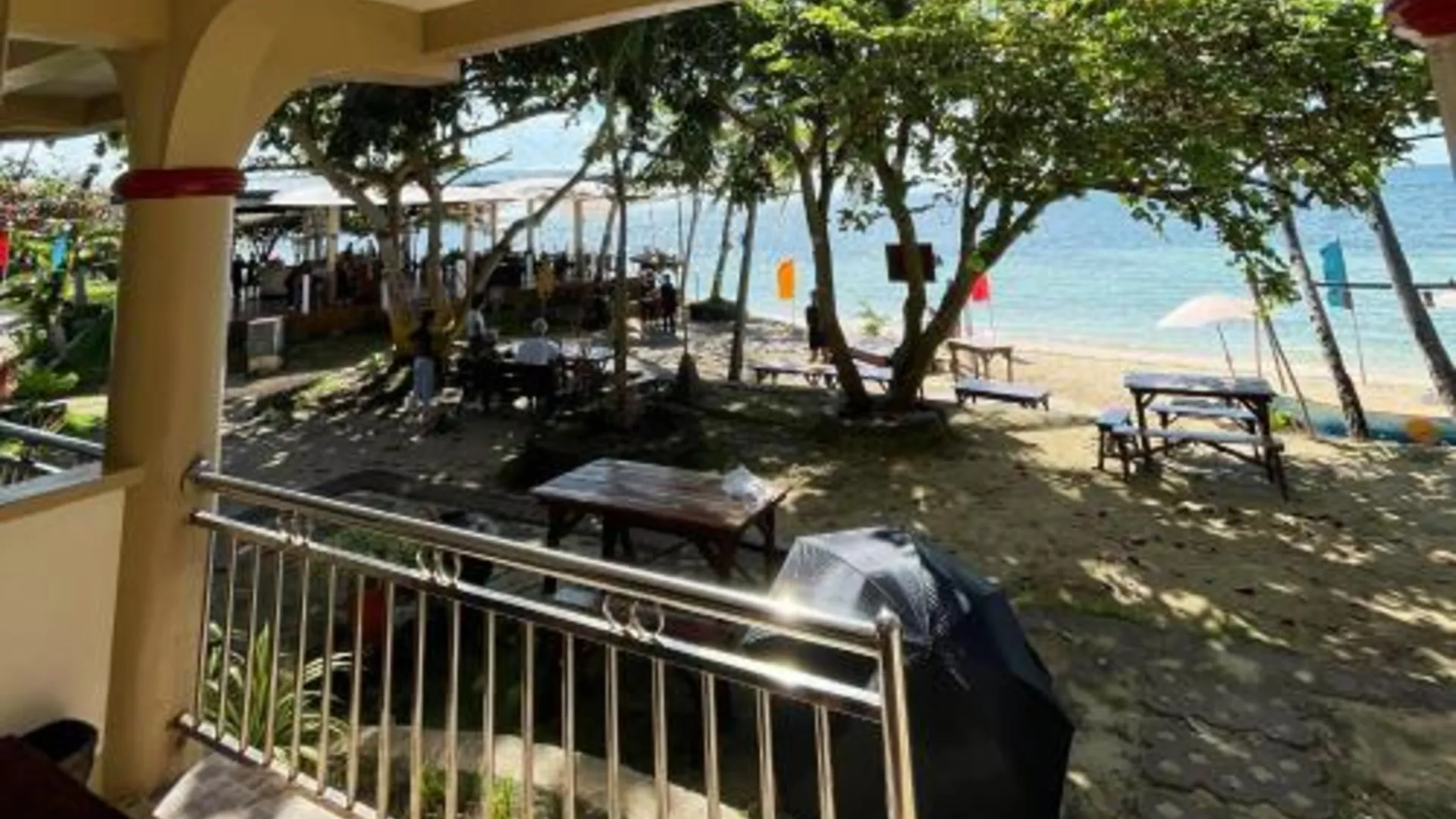 세부 더한 화이트 비치 리조트 파워드 바이 코코텔 3성급 호텔 레스토랑