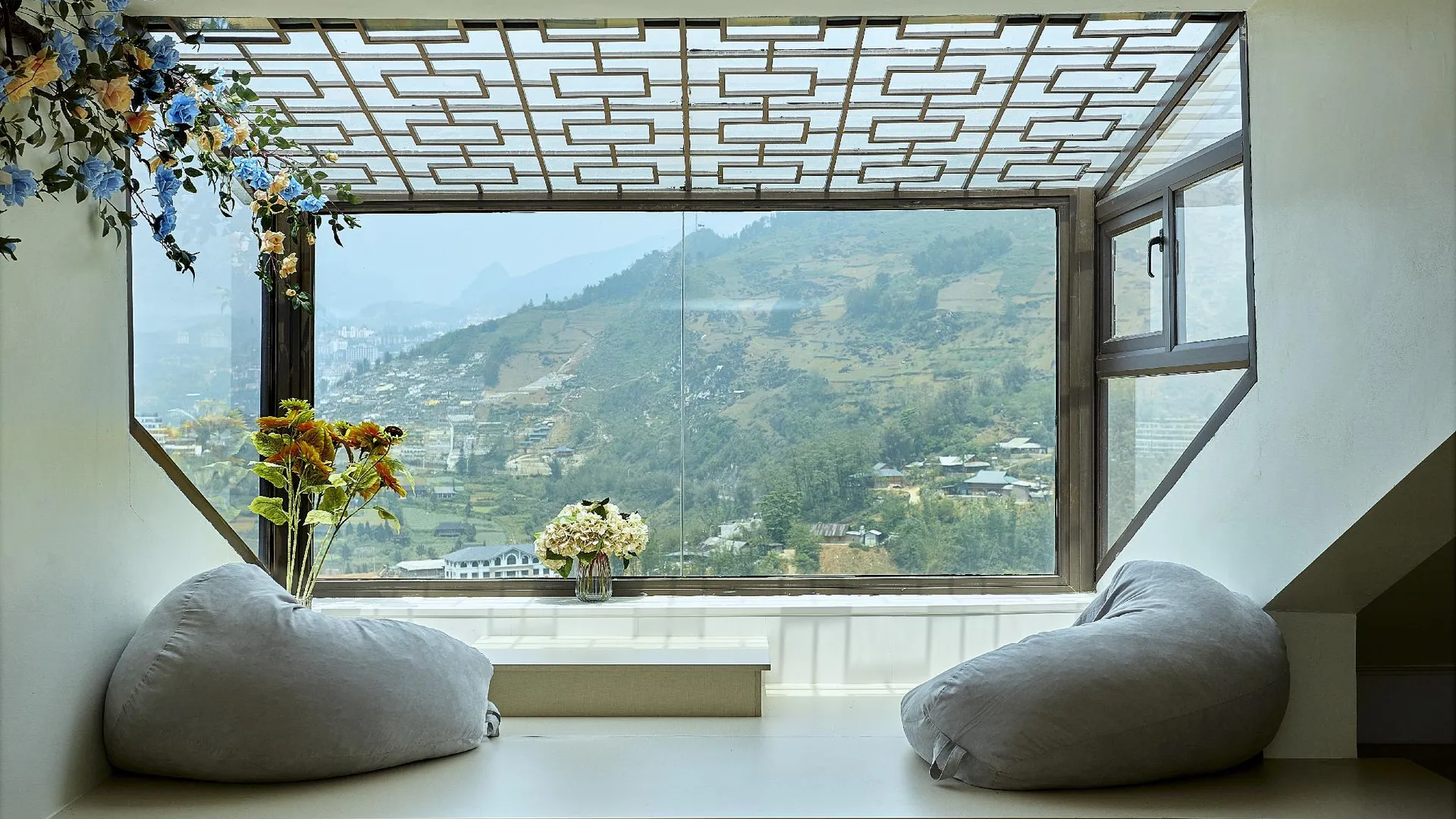 사파 언스 하우스 사파 - 오리지널 5베드룸 위드 마운틴뷰 4성급 게스트하우스 객실