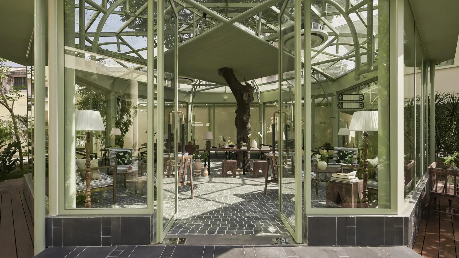 호치민 프레지던트 메종 시그니처 바이 M 빌리지 5성급 호텔 외관