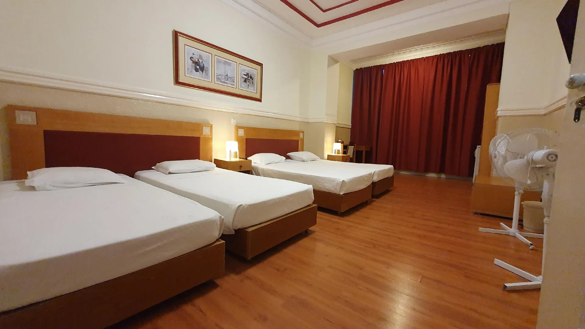 리스본 미디스 - 로컬 어커머데이션 3성급 호텔 전망