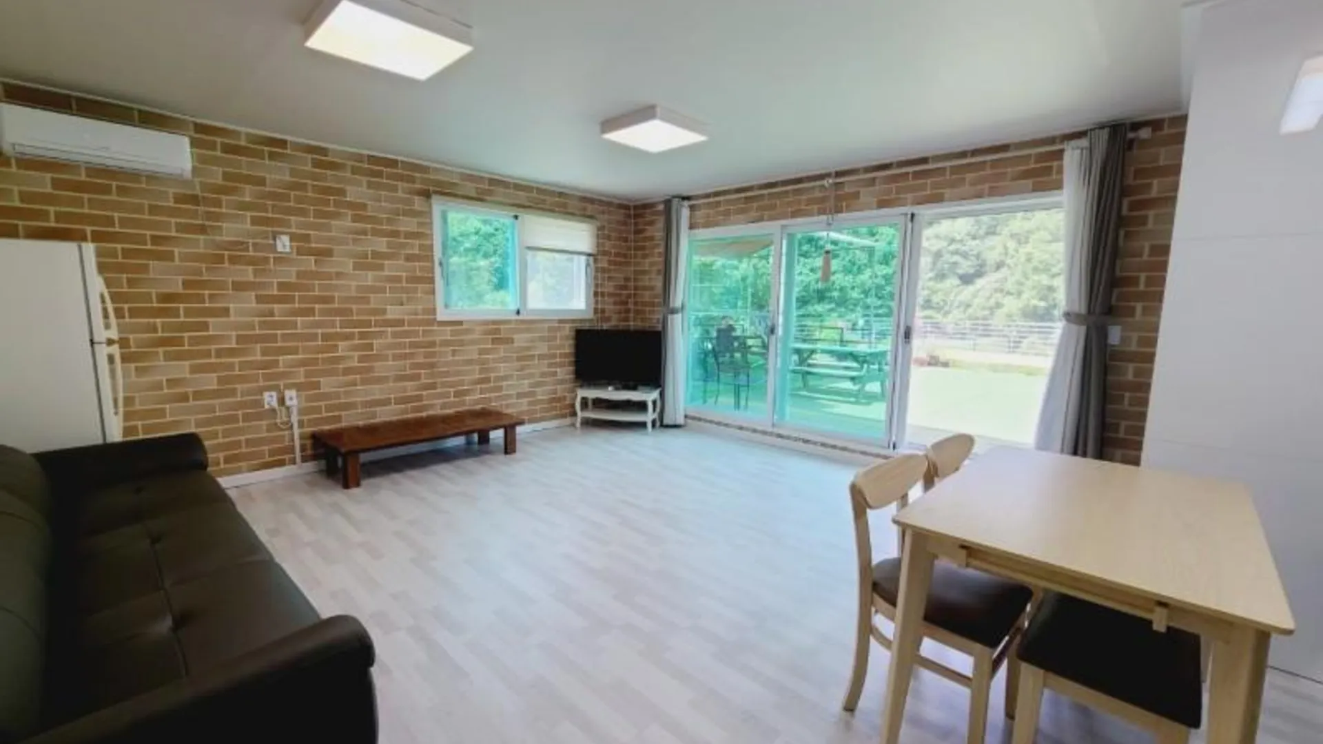 가평 가평 초록정원계곡독채펜션 2성급 게스트하우스 전망