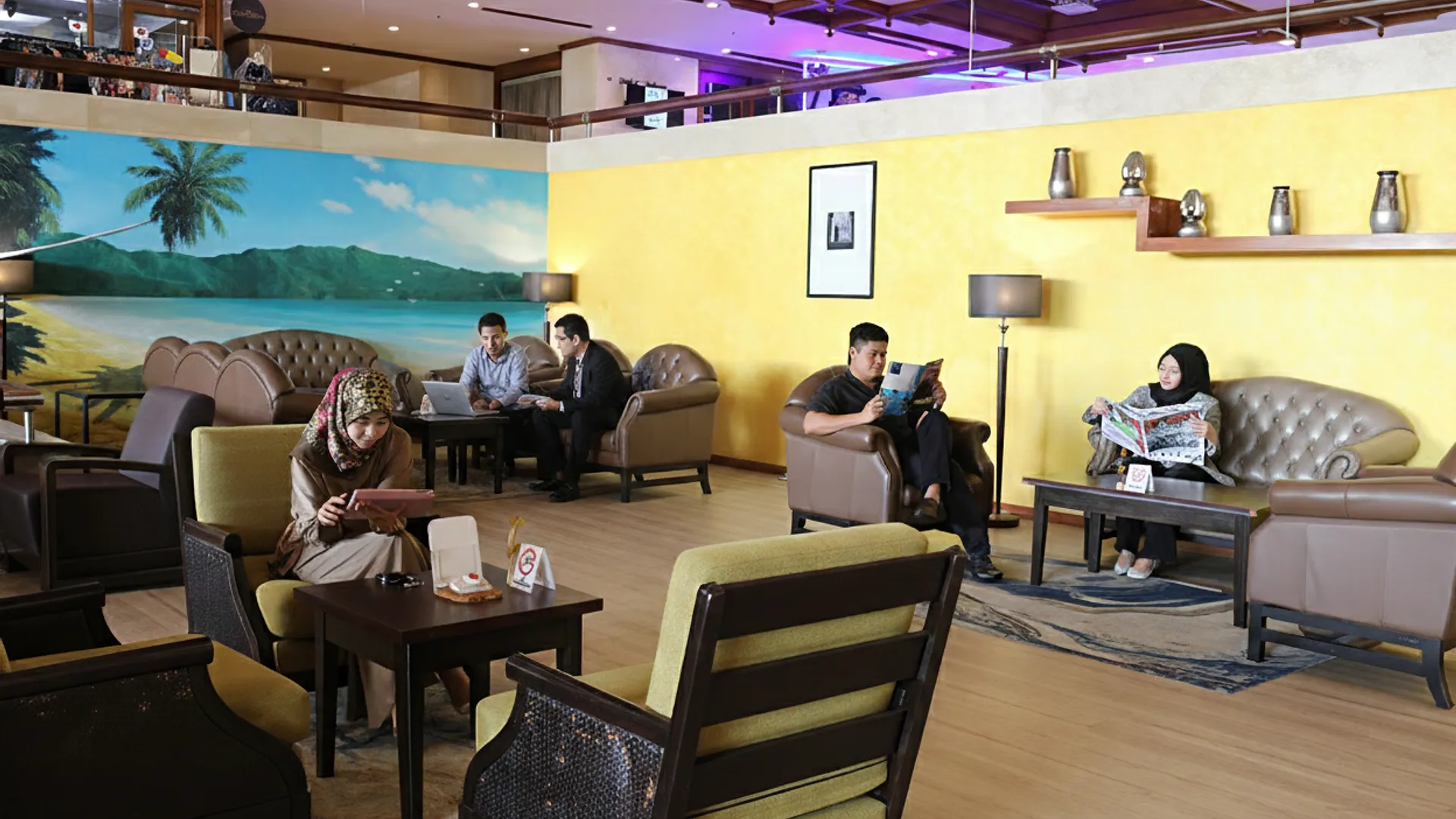 쿠알라테렝가누 프리뮬라 비치 호텔 4성급 호텔 부대시설