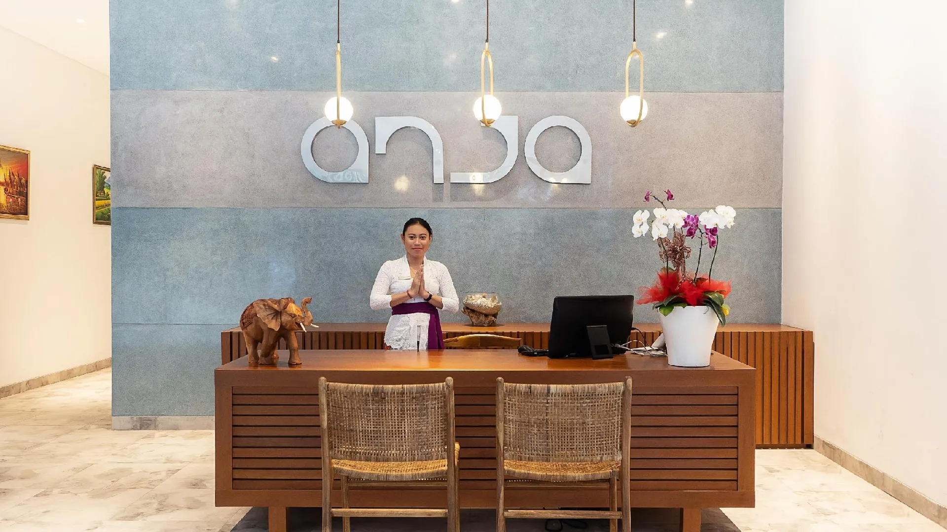 발리 안자 짐바란 4성급 호텔 외관