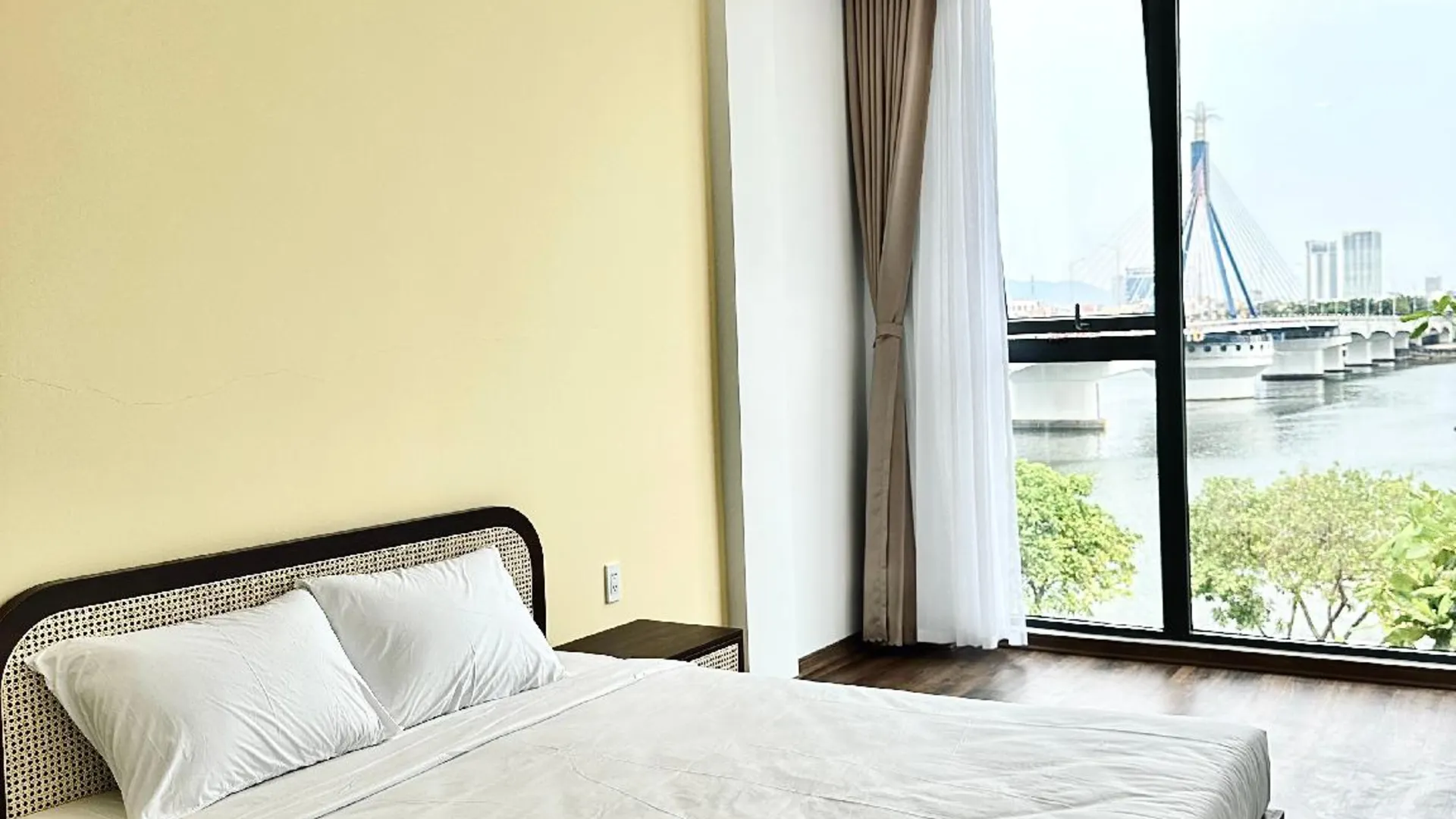 다낭 한 리버라인 호텔 앤 카페테리아 다낭 4성급 호텔 객실