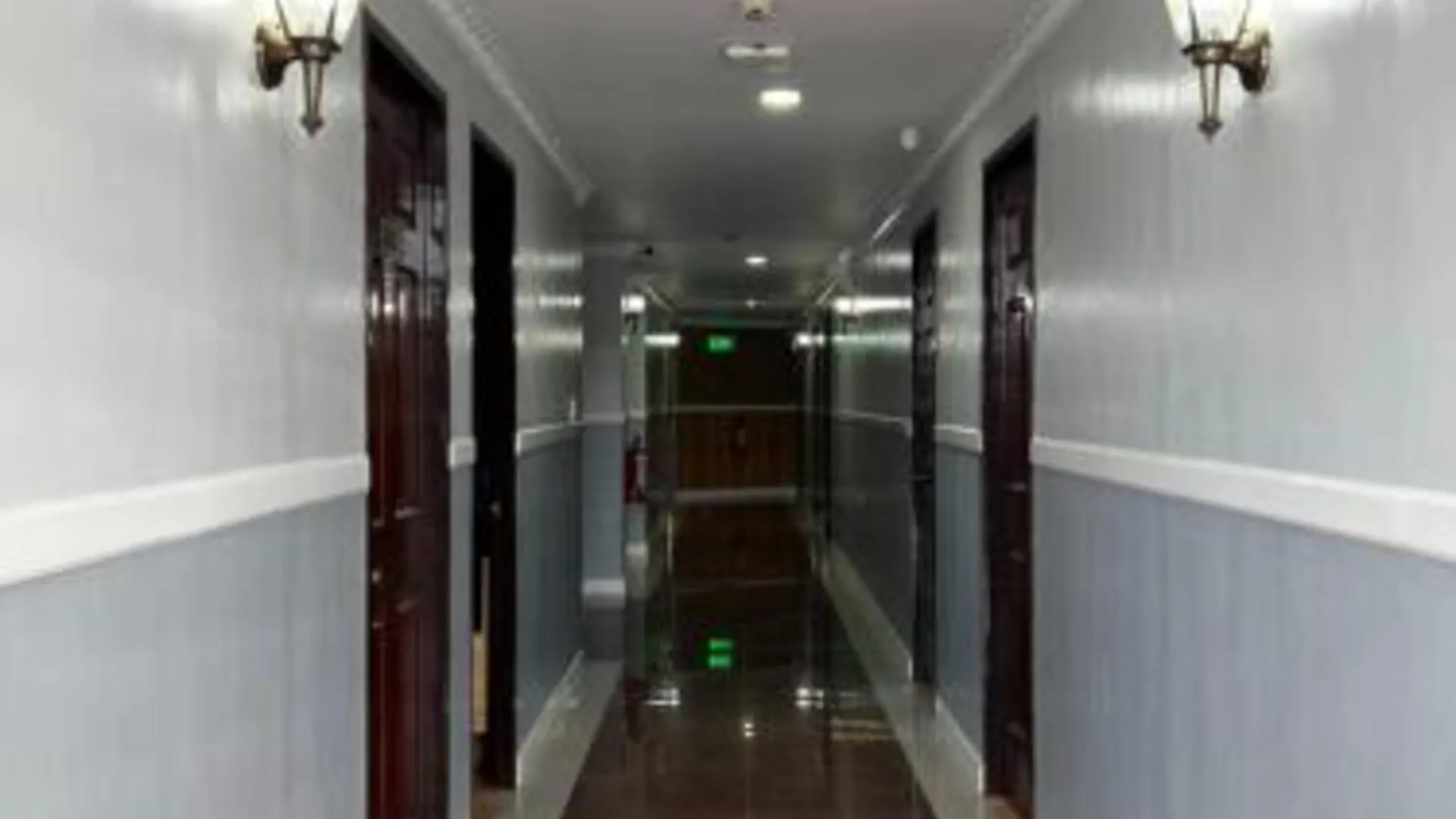 세부 깅깅 투어리스트 인 2성급 호텔 외관