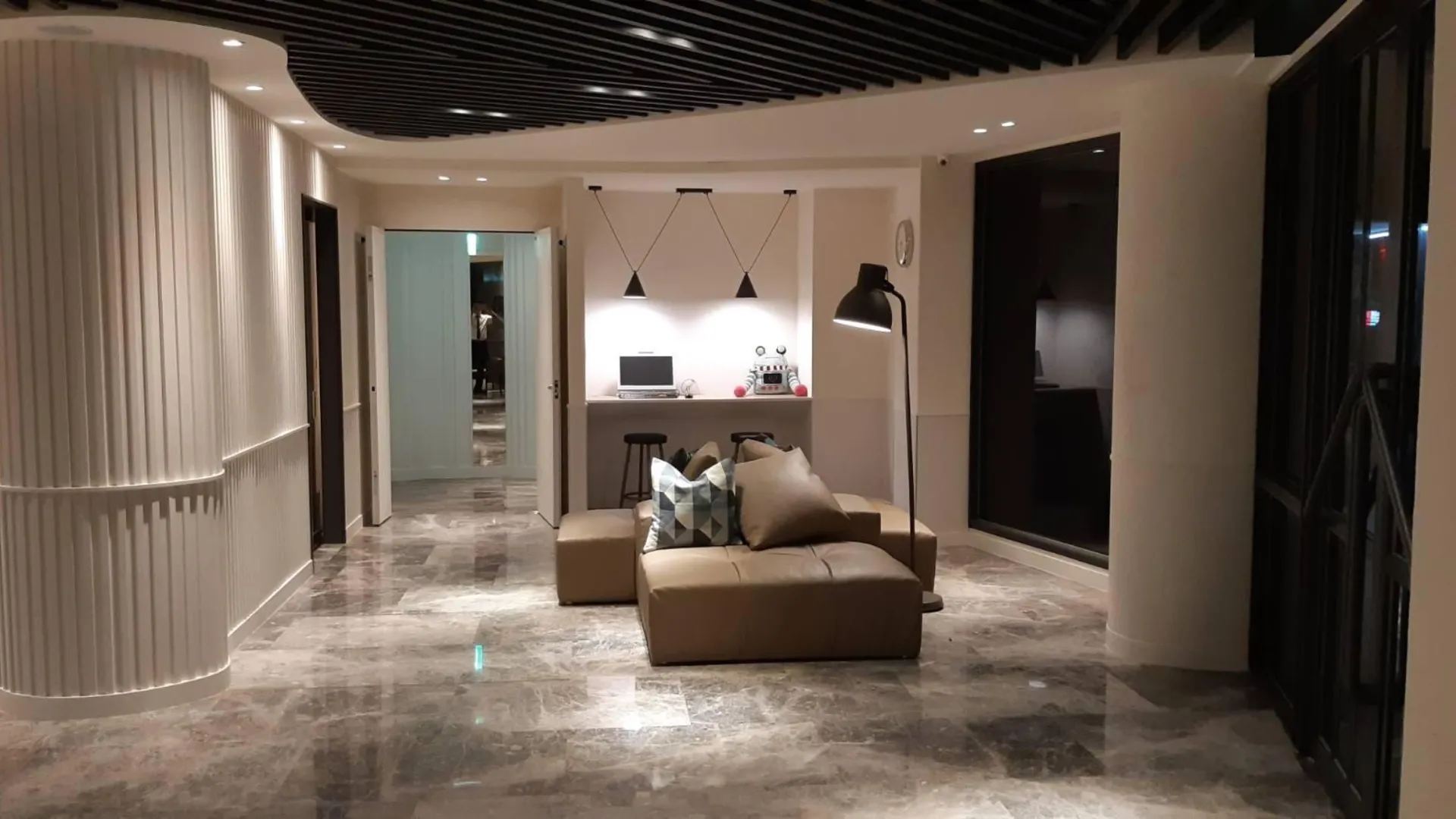 타이베이 뉴 캘리포니아 호텔 3성급 호텔 로비