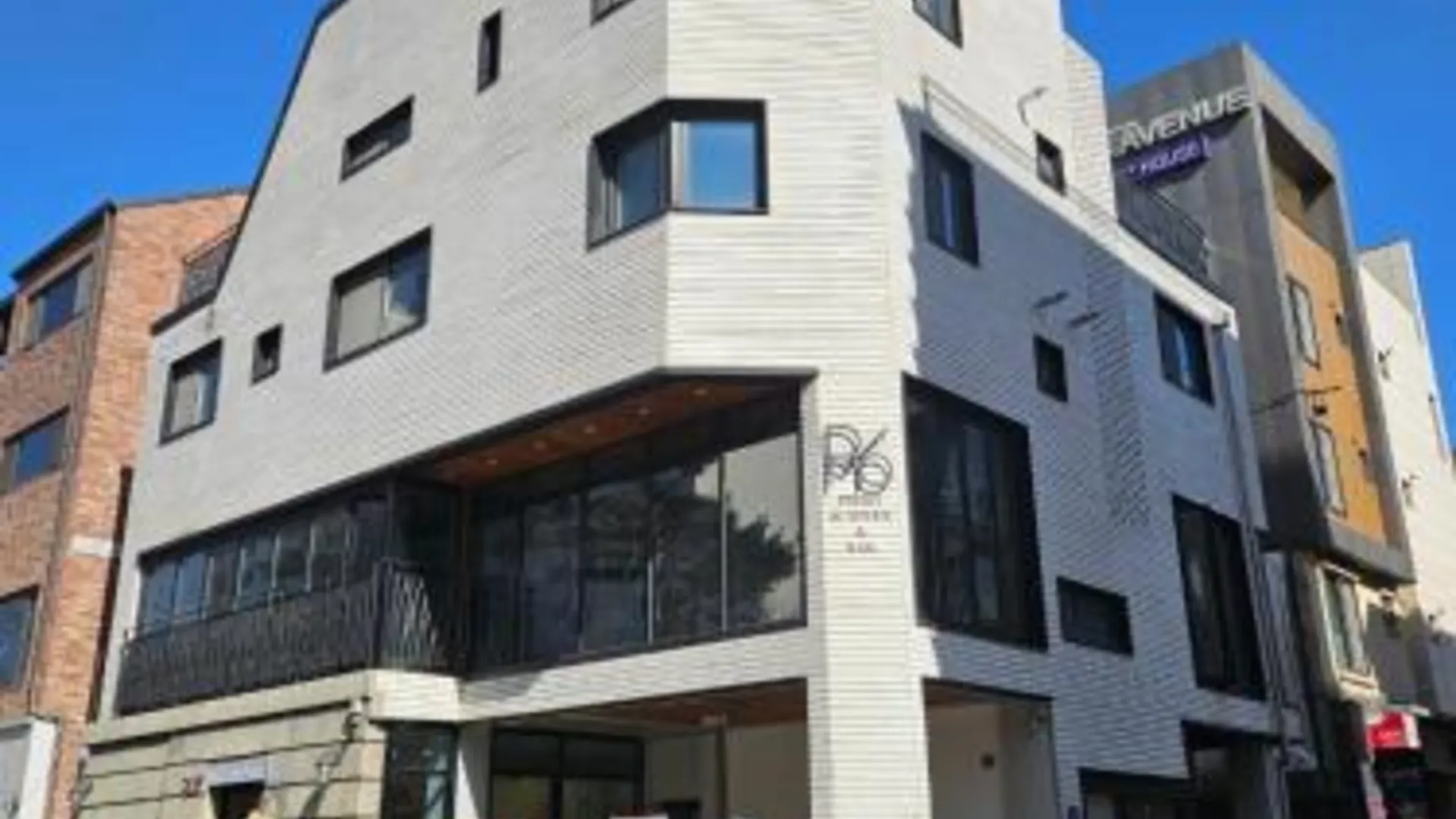 서울 홍대, 6인, 신축 건물, 대형 테라스 3성급 싱글룸 외관