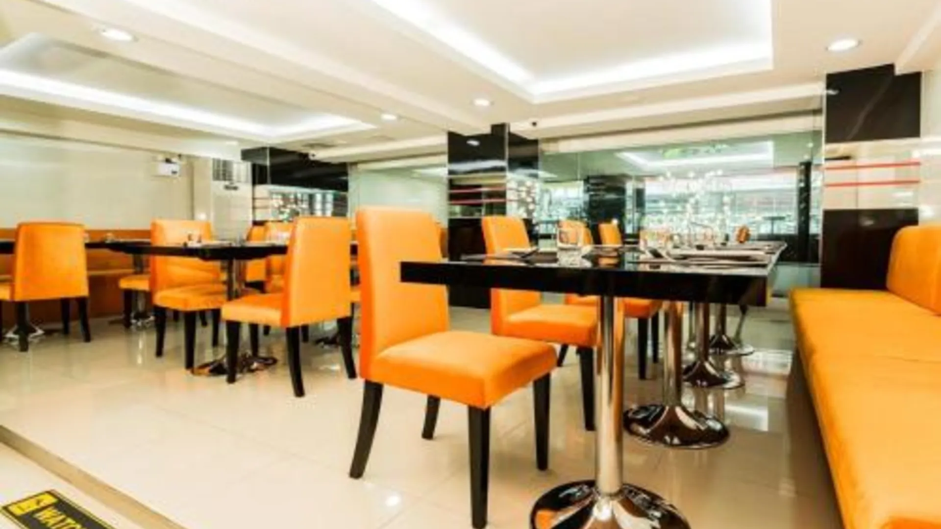 방콕 플로톤 방콕 호텔 4성급 호텔 로비