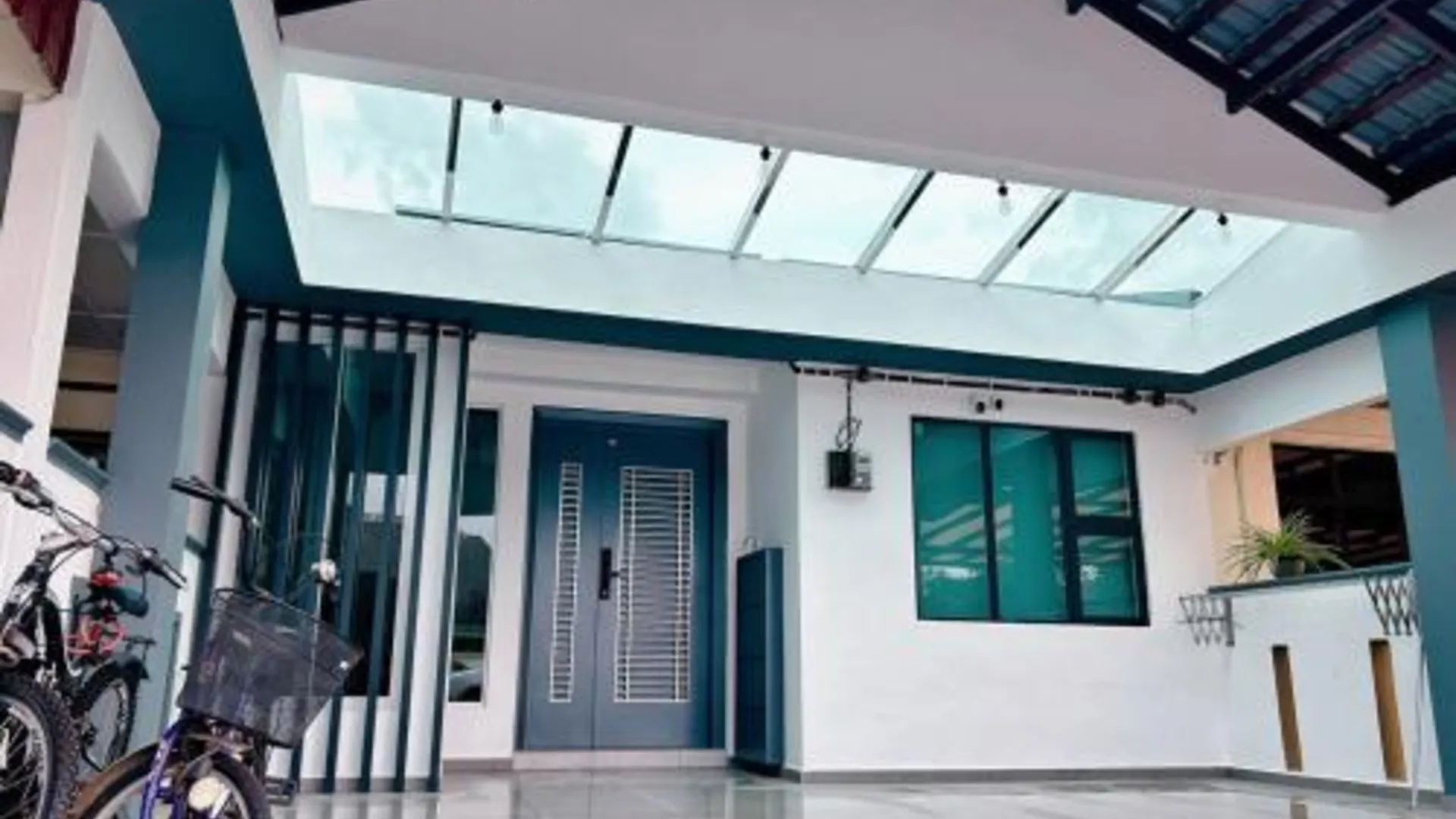 말라카 바투 베렌담의 프라이빗 하우스 (m², 침실 3개, 프라이빗 욕실 3개) 2성급 게스트하우스 전망