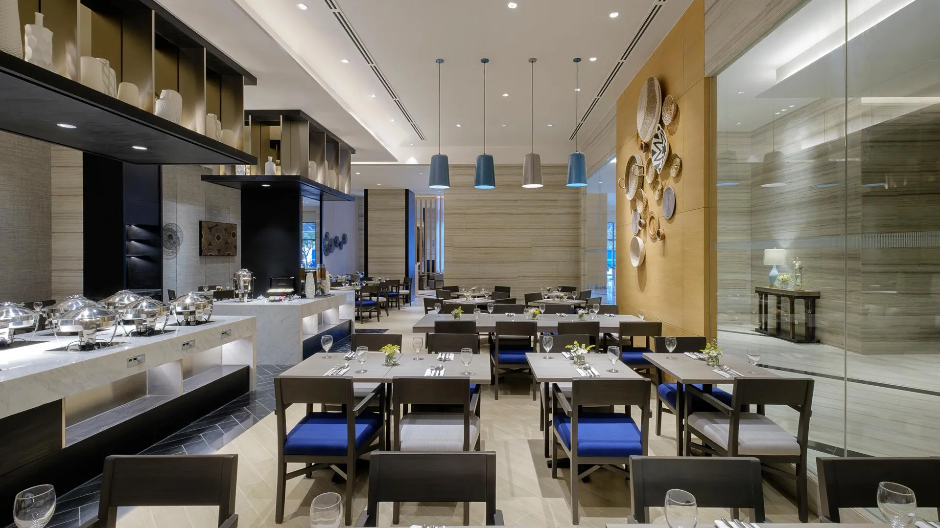 세부 사보이 호텔 막탄 세부 뉴타운 비치 근처 4성급 호텔 부대시설