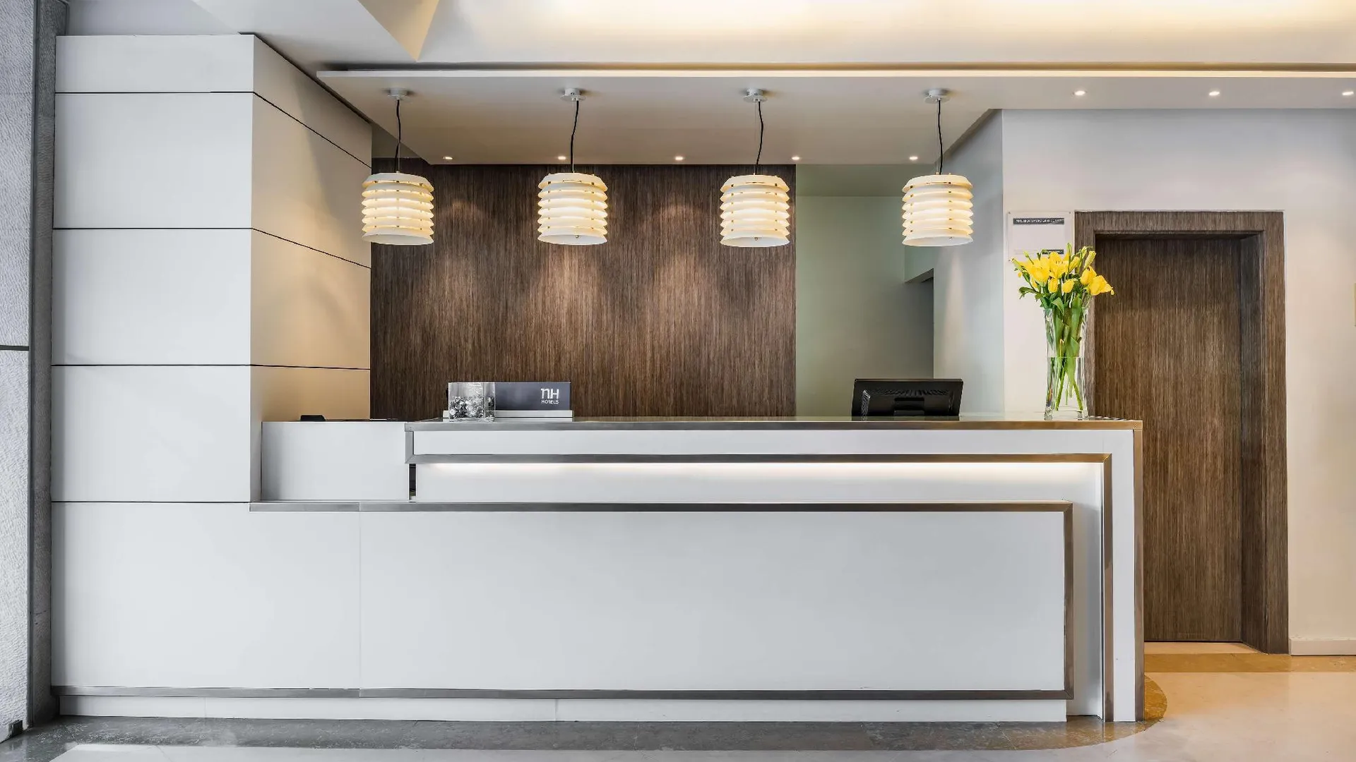 리스본 NH 캄포 그란데 4성급 호텔 레스토랑