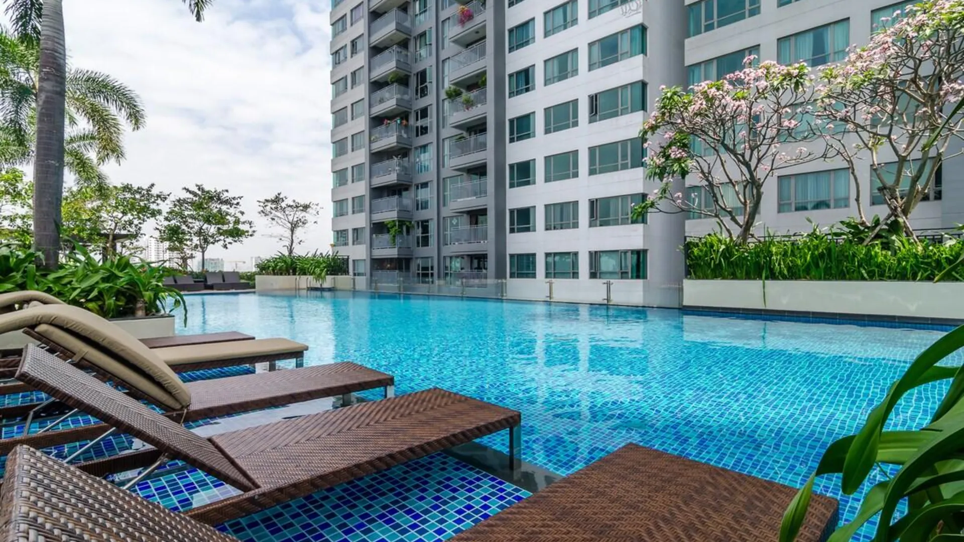 호치민 4군의 아파트먼트 (120m², 침실 3개, 프라이빗 욕실 2개) 3성급 싱글룸 로비