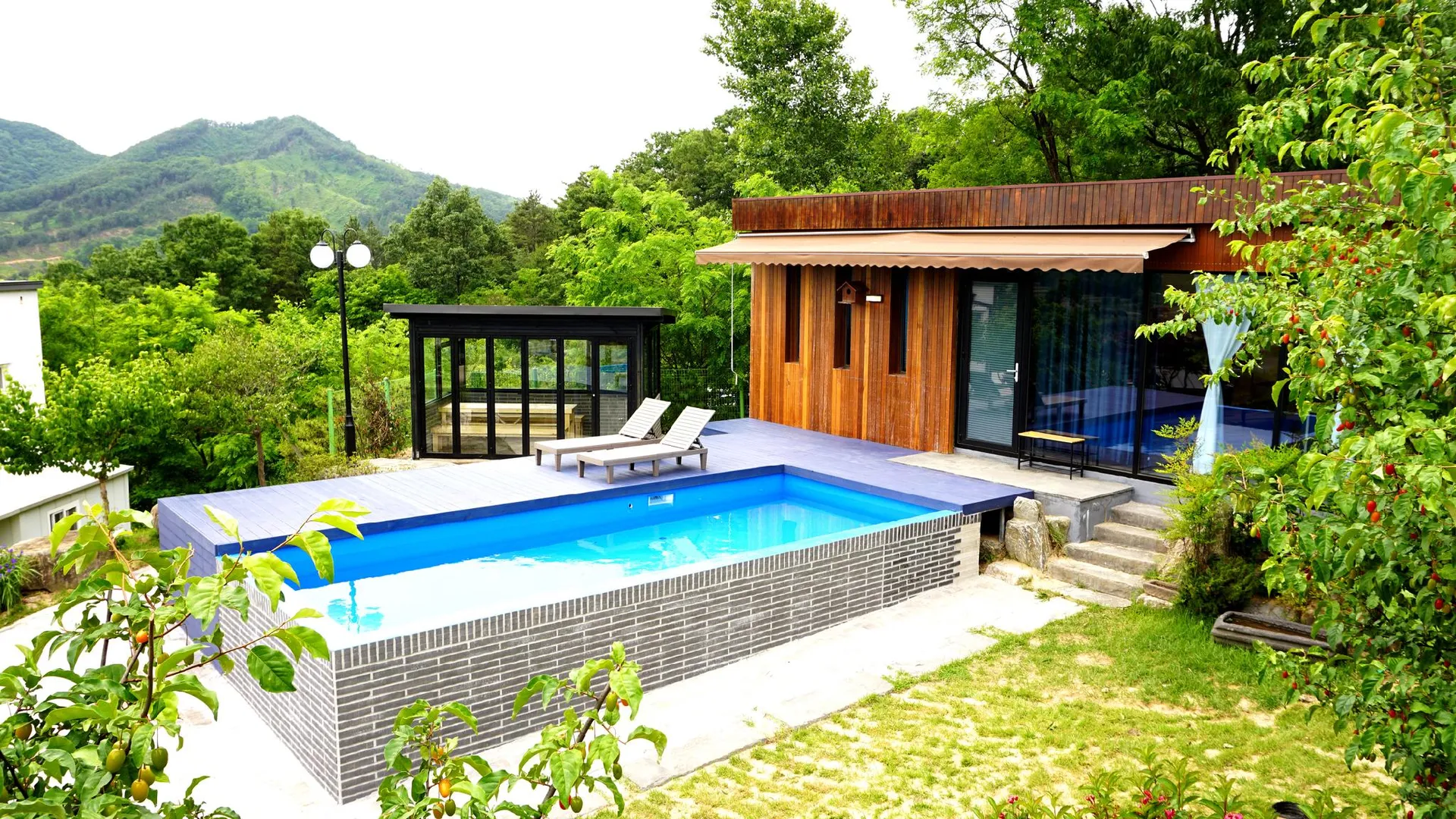 상주 구미 휴먼트리펜션 4성급 게스트하우스 수영장