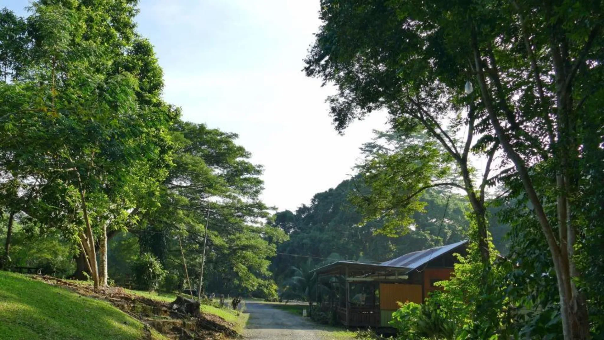 산다칸 세필록 B 앤 B 호텔 객실