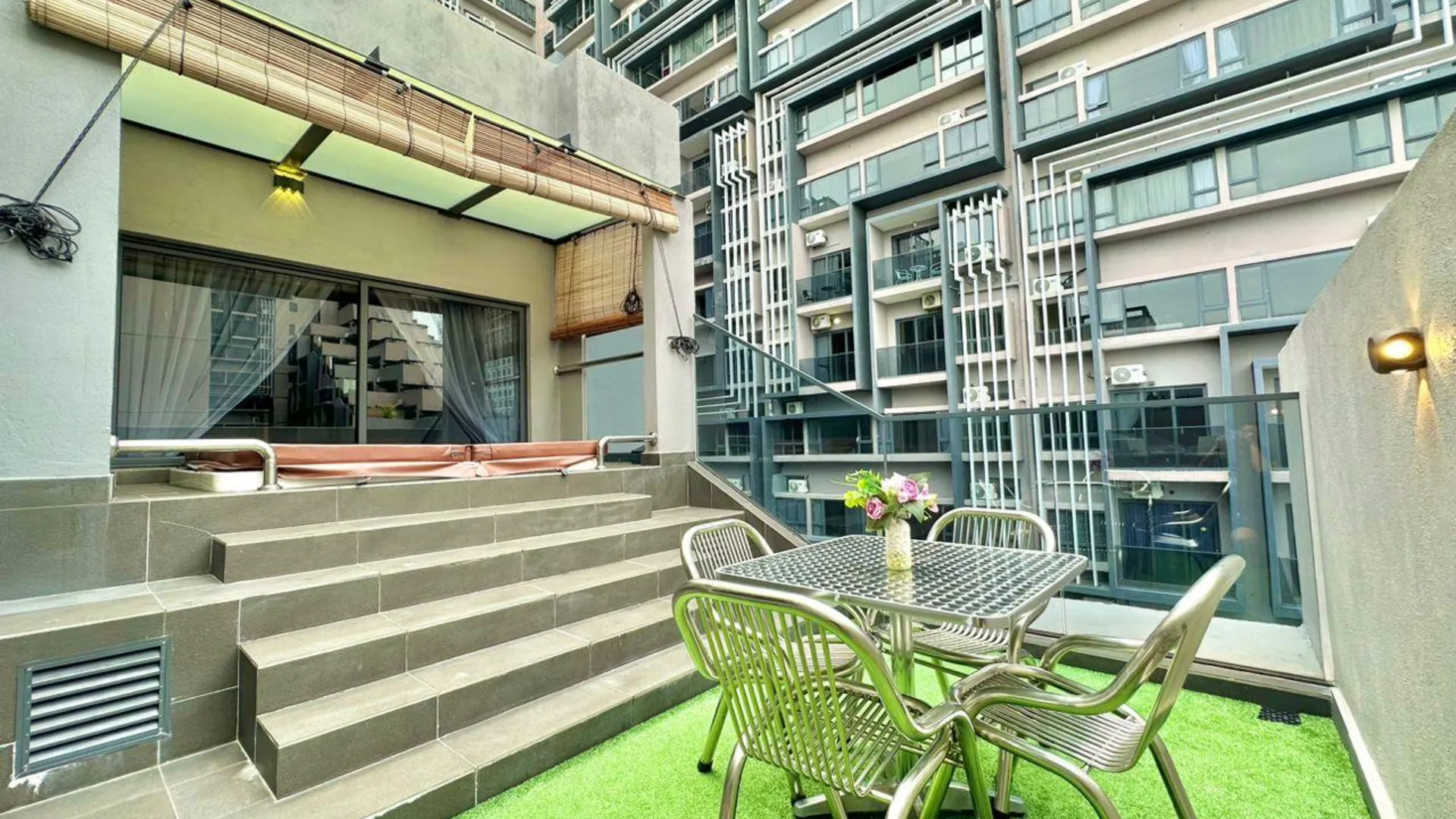 말라카 멜라카 라야의 프라이빗 하우스 (80m², 침실 1개, 프라이빗 욕실 2개) 4성급 싱글룸 레스토랑