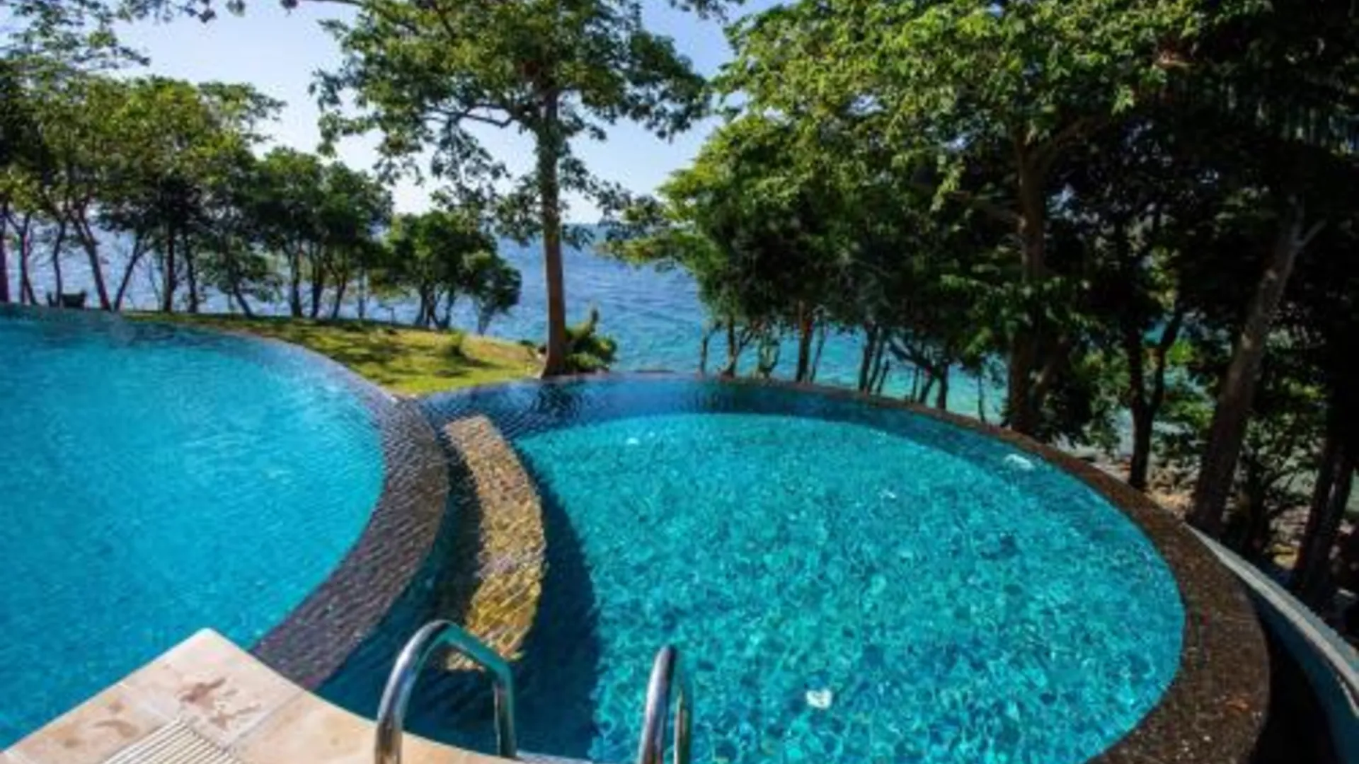 푸켓 반라야 리조트 앤 스파 4성급 호텔 스위트룸