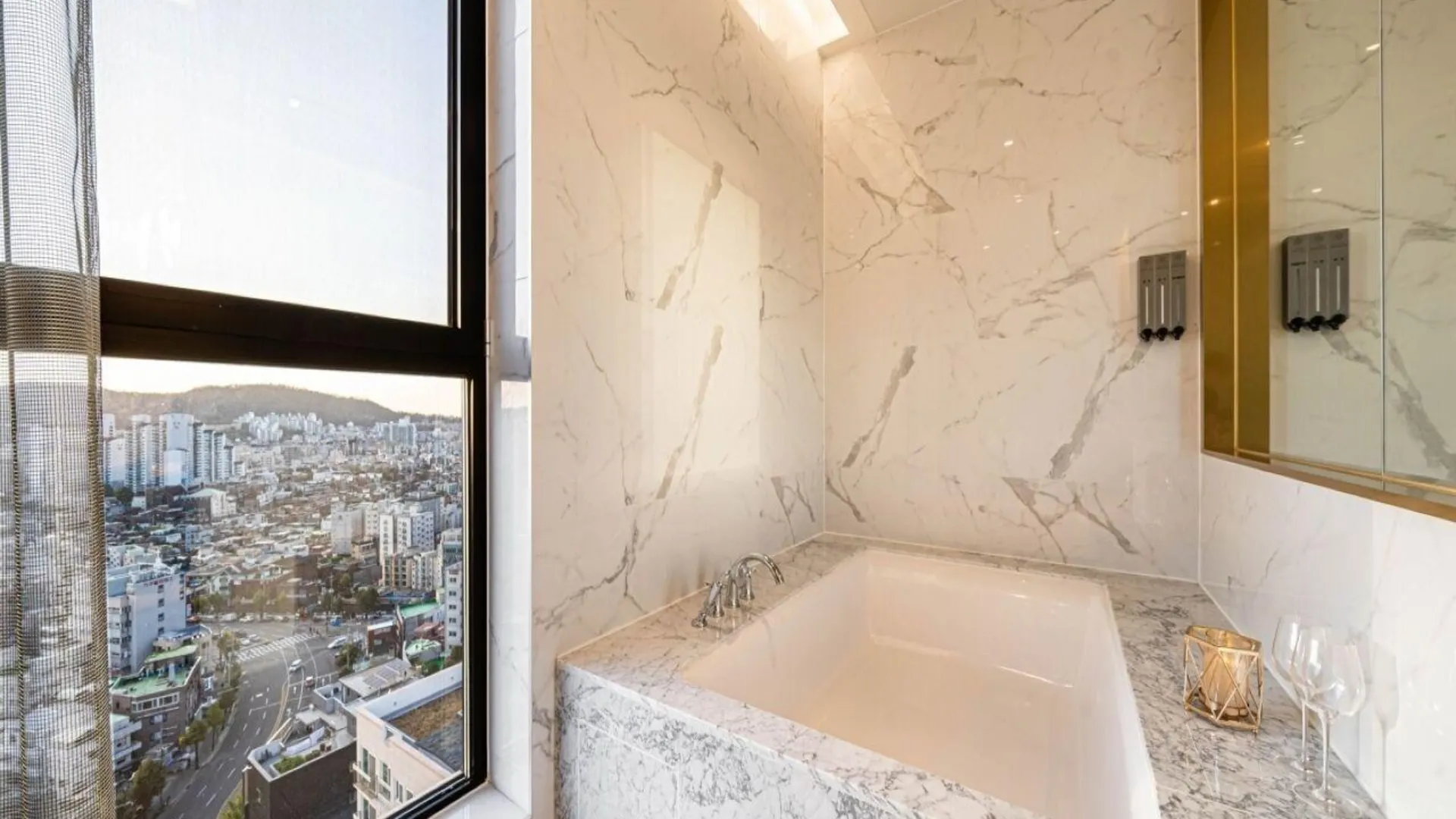 서울 불광 포레스타 호텔 2성급 호텔 외관