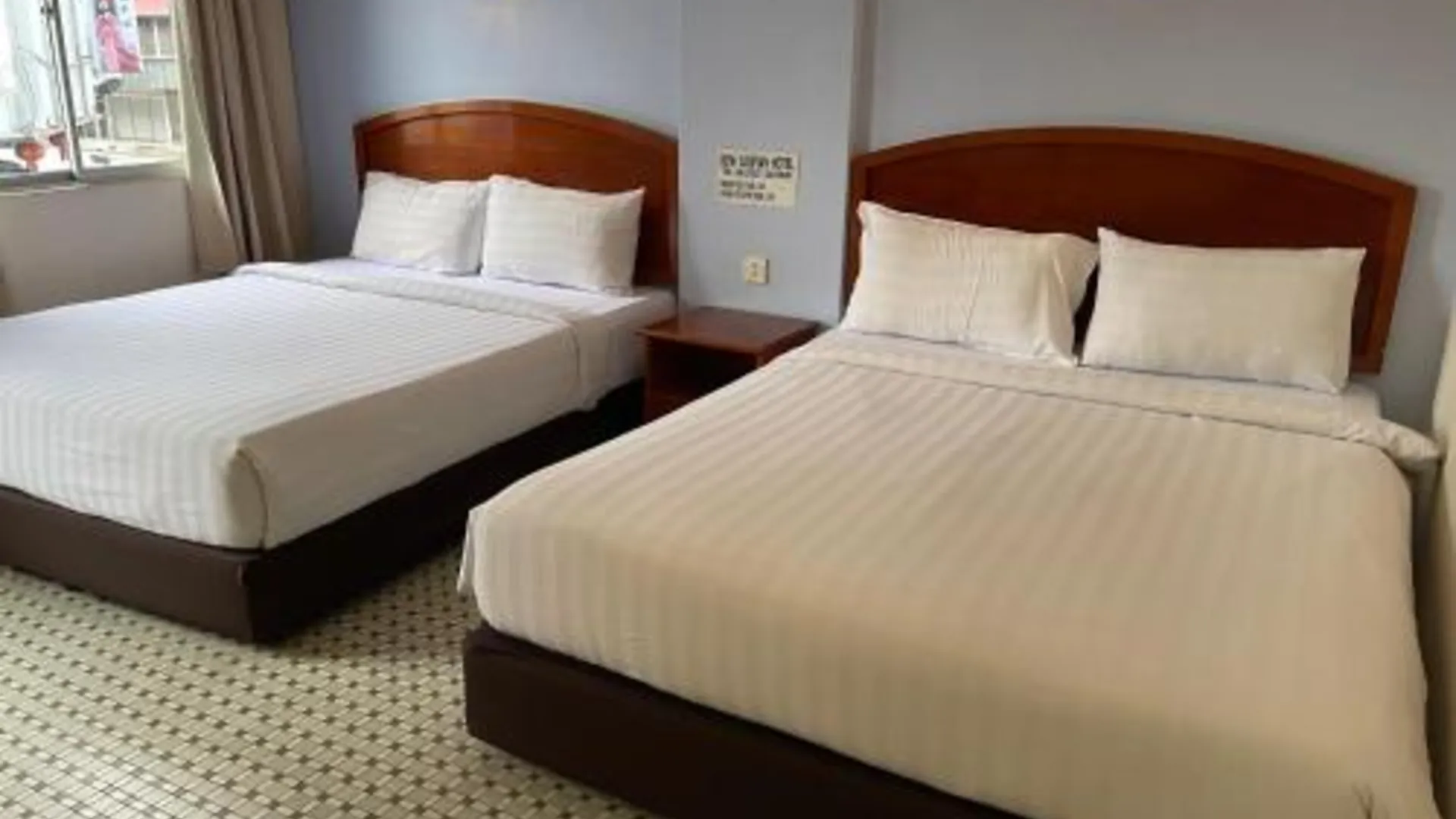 이포 New Caspian Hotel 호텔 스위트룸