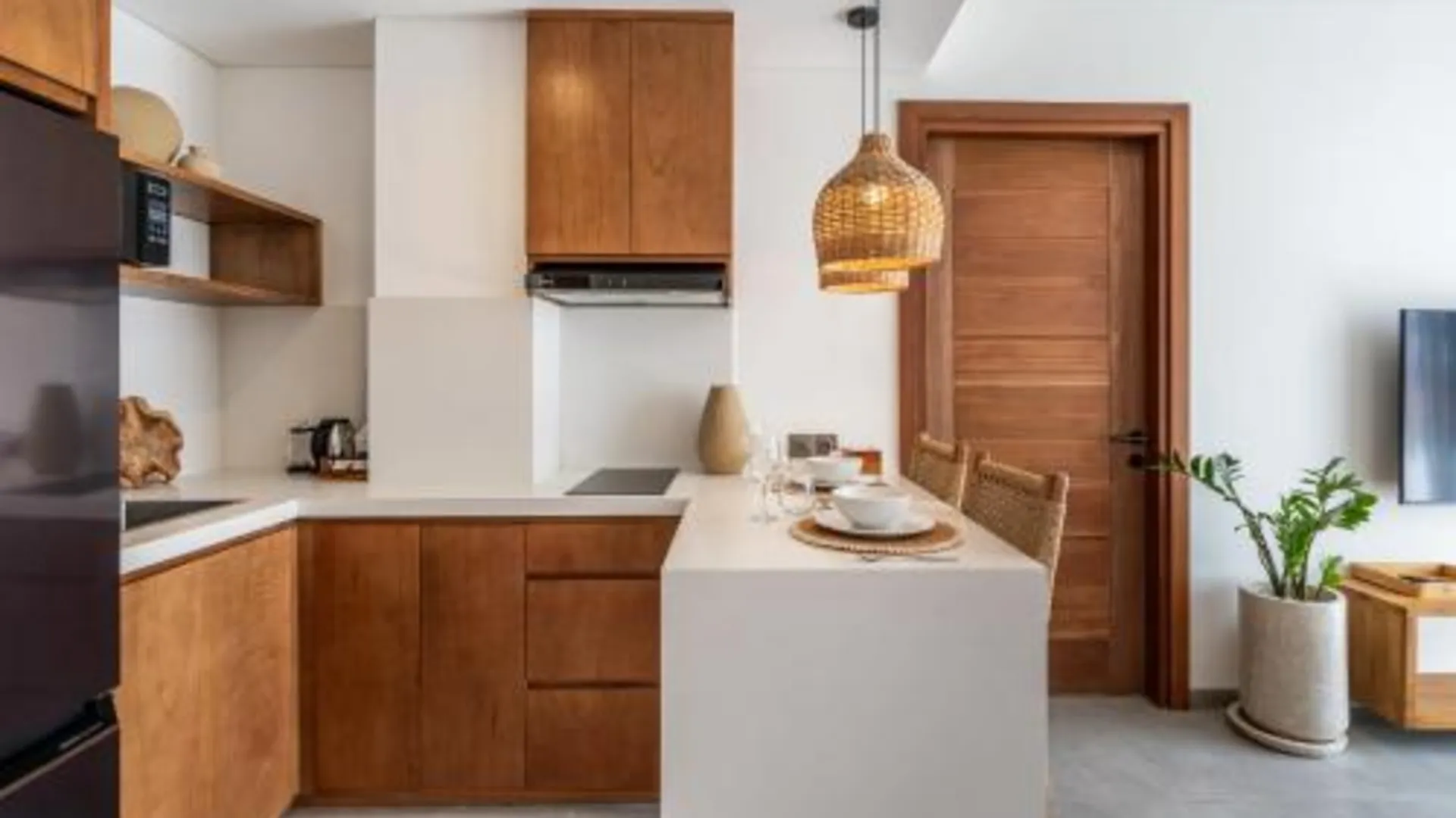 발리 써니 뮤즈 바이 베러플레이스 5성급 호텔 수영장