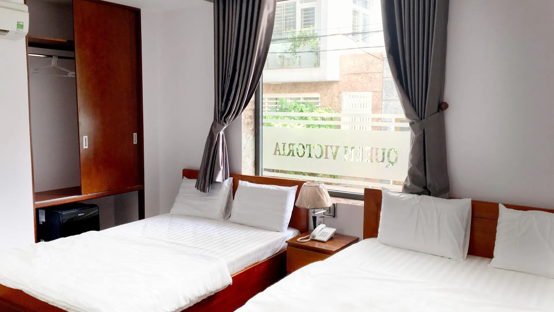 호치민 퀸 빅토리아 2성급 호텔 스위트룸